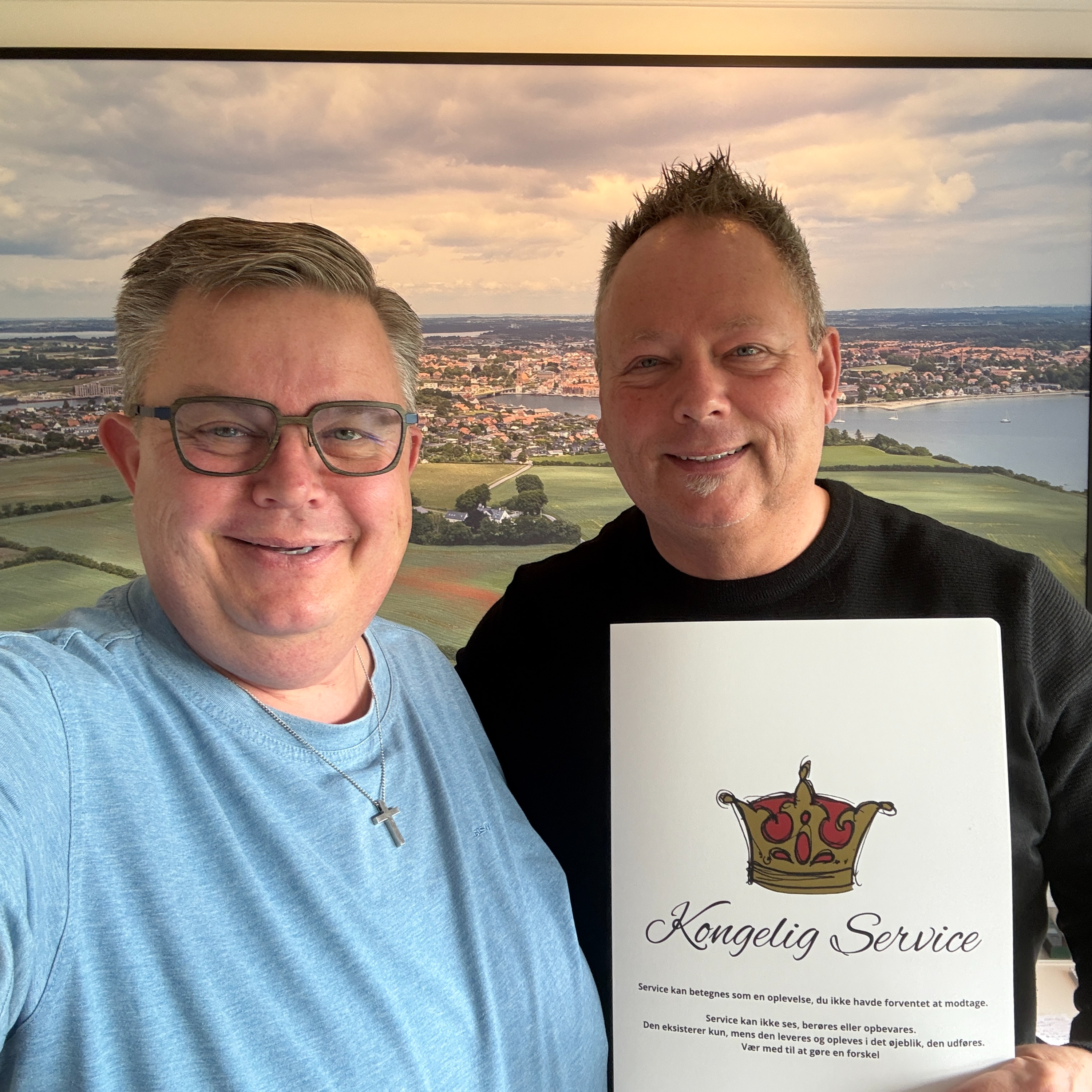 Hvem giver Kongelig Service? episode artwork