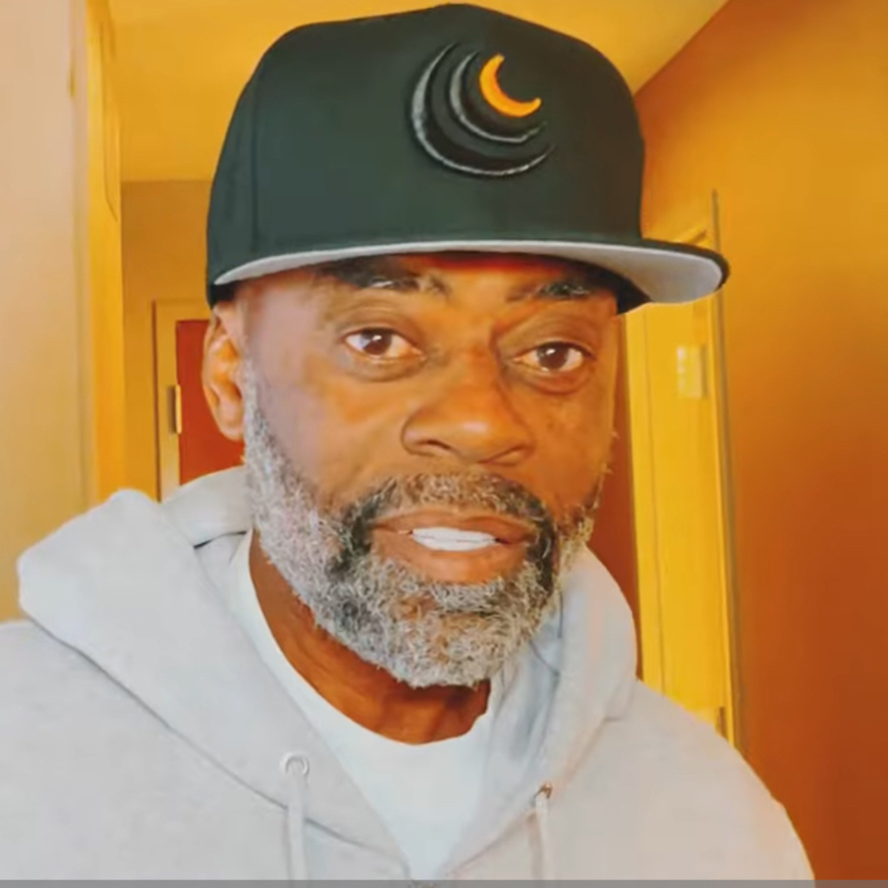 BWFMEDIA RED MIC PODCAST