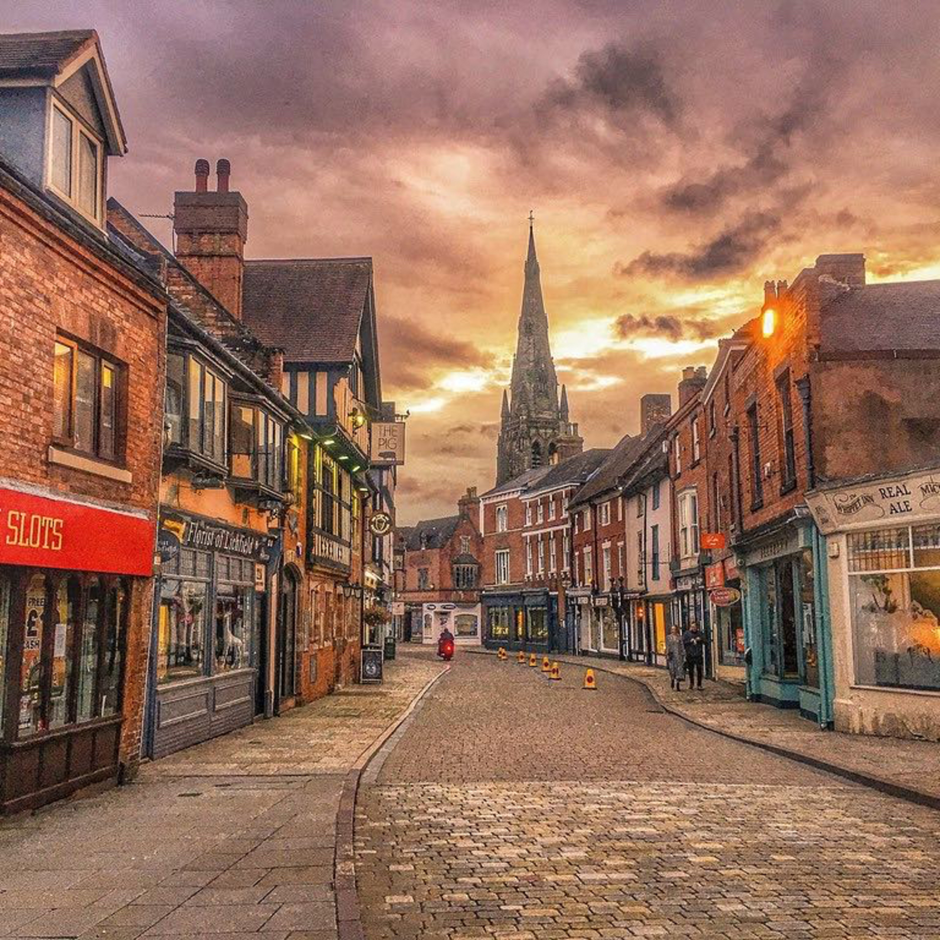 ĐI VỚI NGƯỜI ANH | STOKE-ON-TRENT - 2 episode artwork