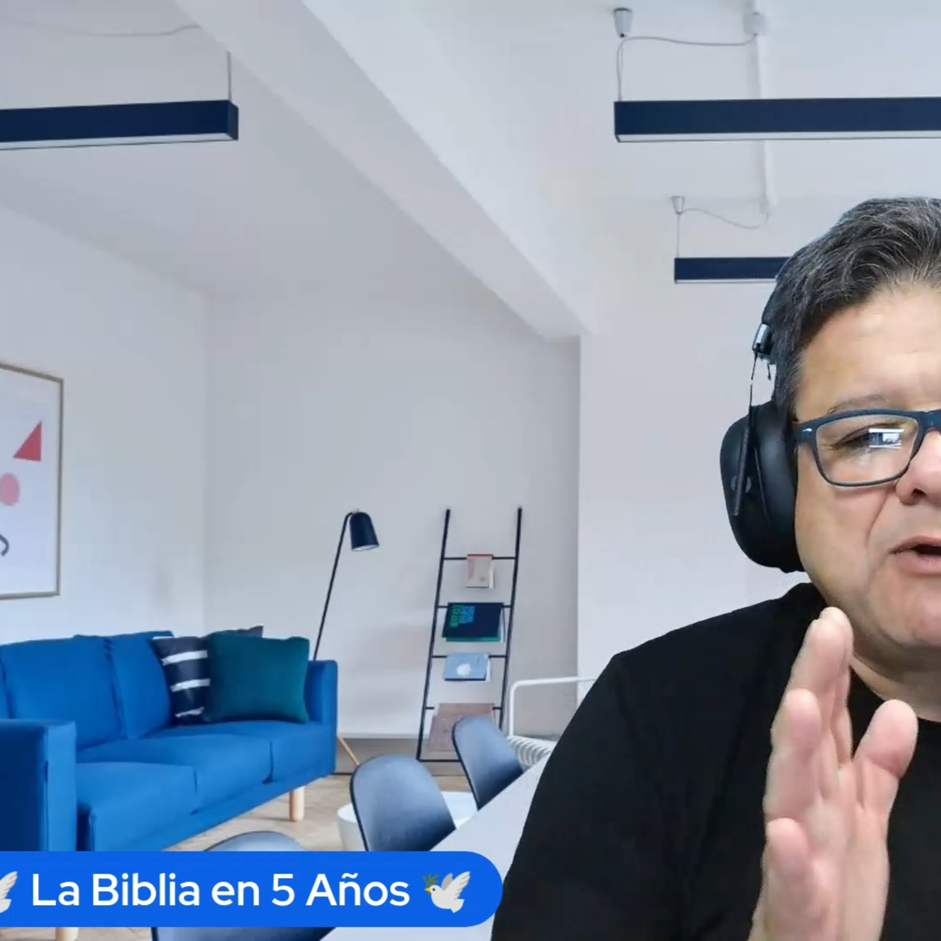Día 520: Salmo de Acción de Gracias de David - 1 Crónicas 16: 24 - 36 episode artwork