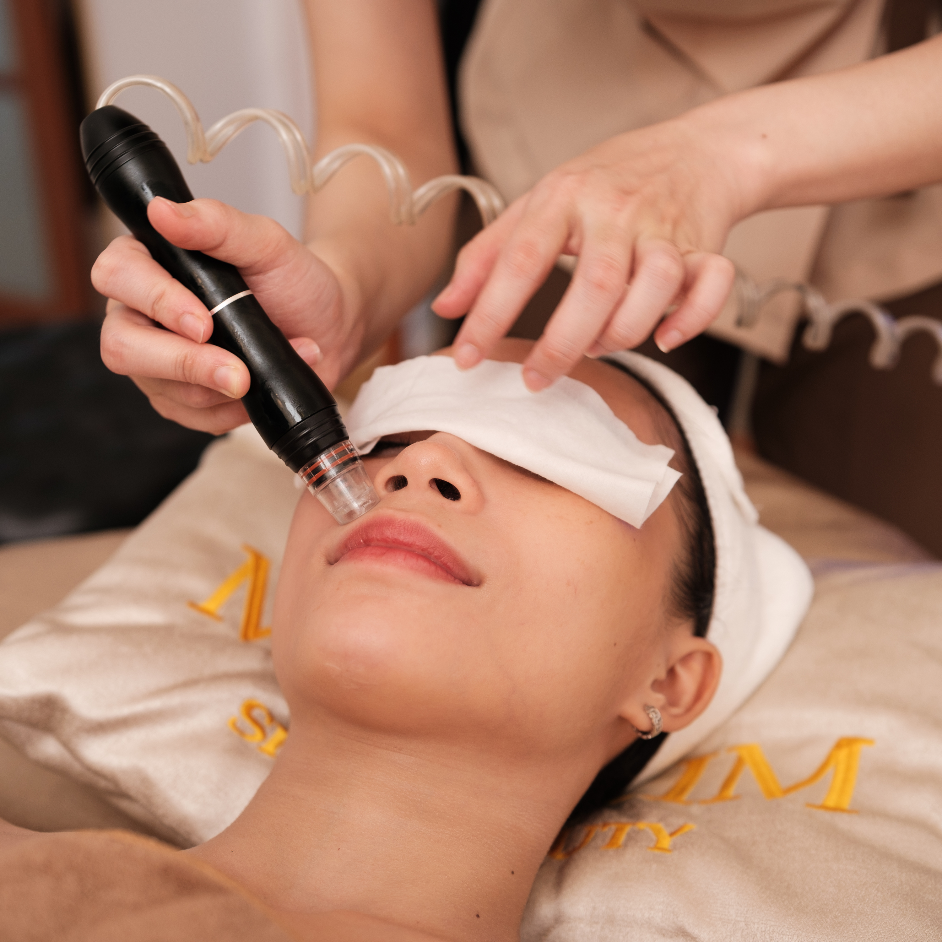 From Jet Lag to Glow – Best Facial Ho Chi Minh City episode artwork