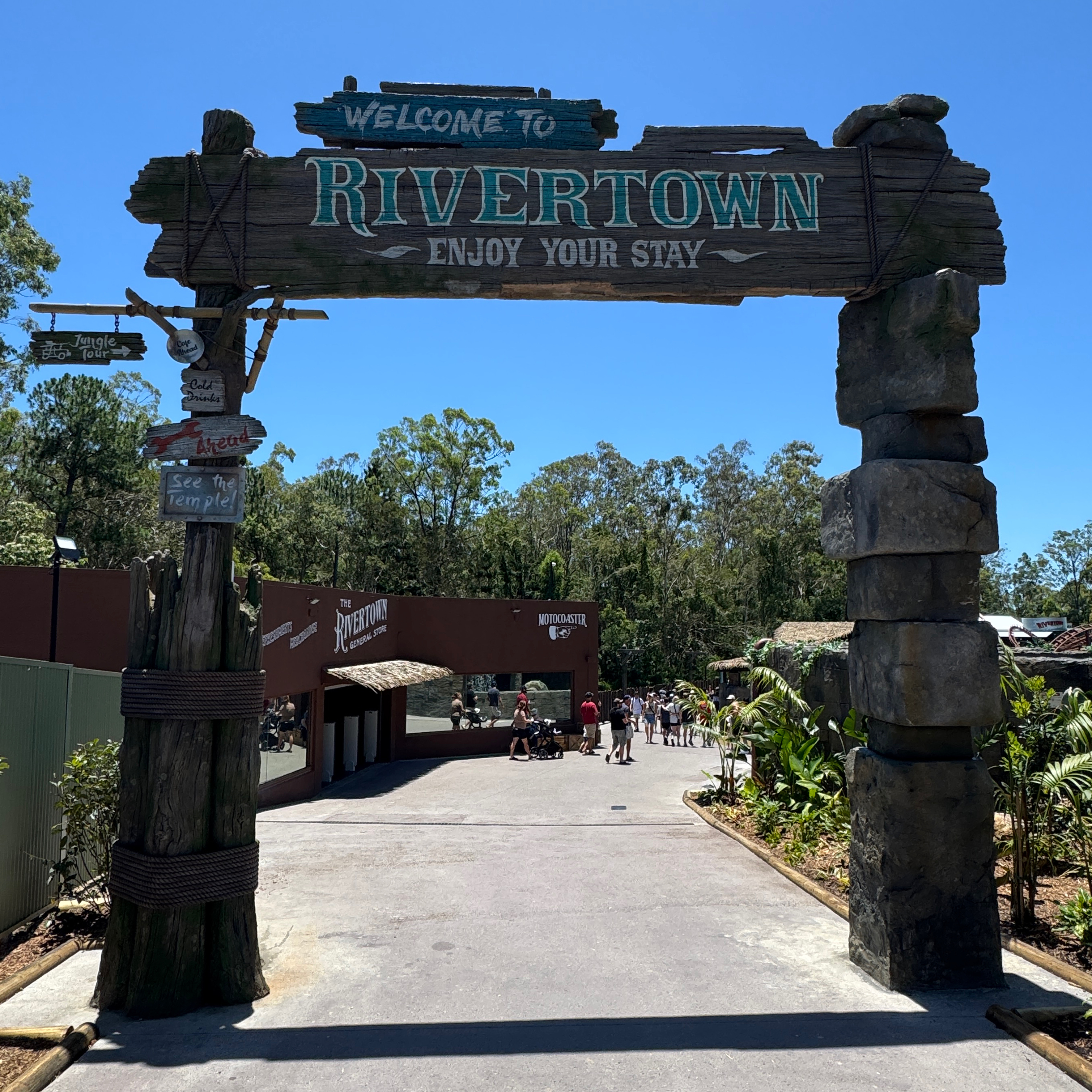 Dane’s Theme Park Life: The Podcast