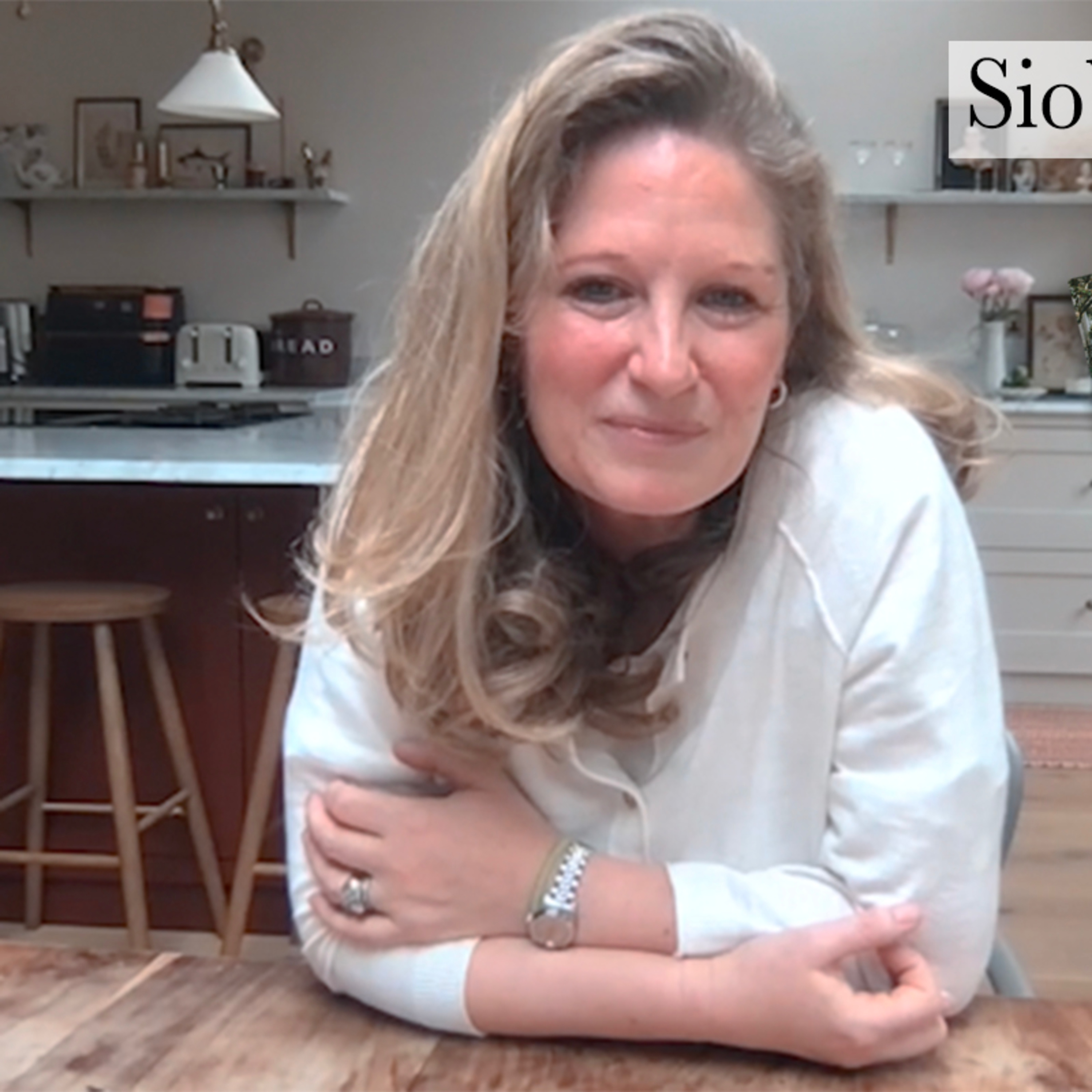 Siobhan Ferguson writer of Pretty Cities books talks Photography and the 2025 Chelsea Flower show. episode artwork