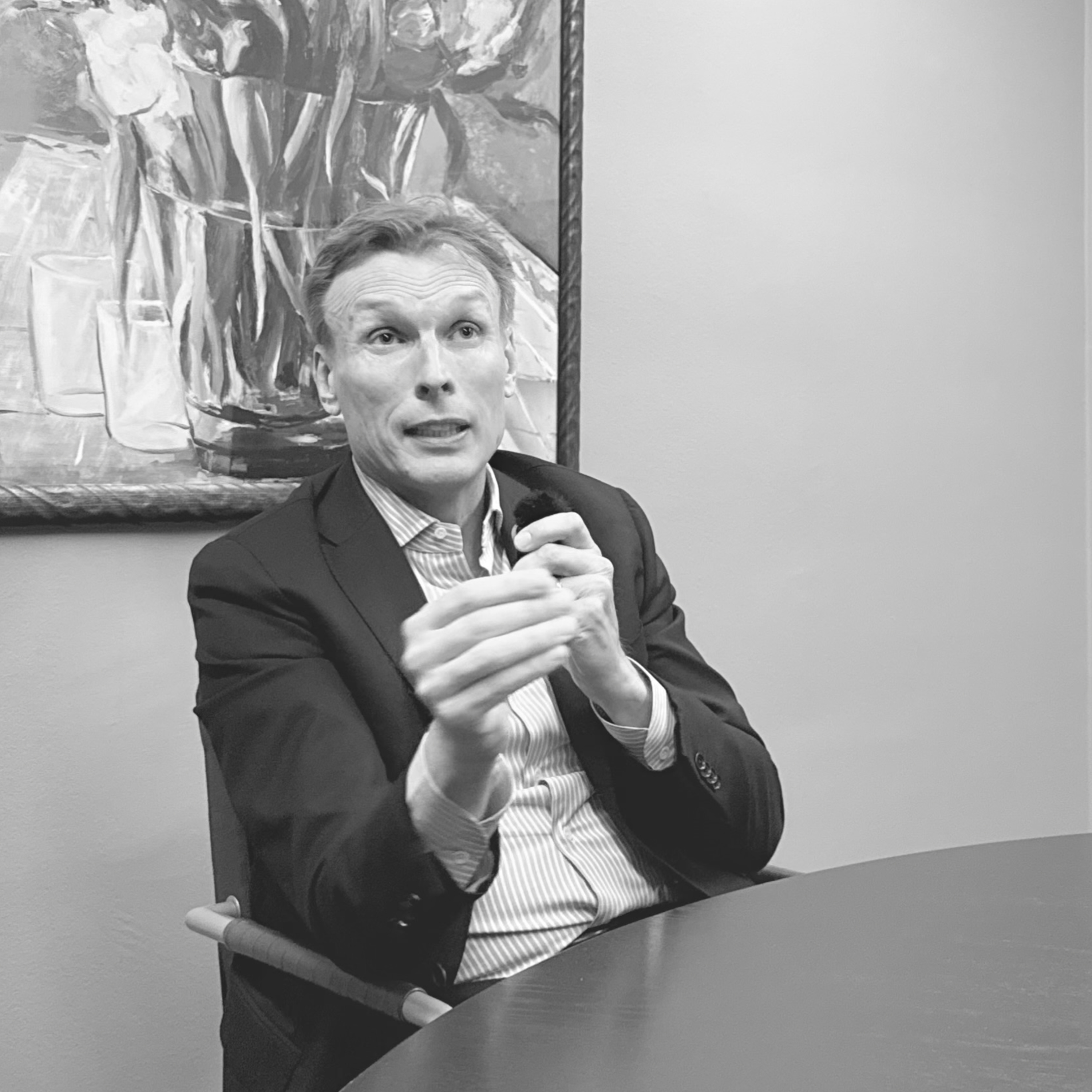 Dyra industriaktier, bottenfiske i hygienpapper och stabila banker