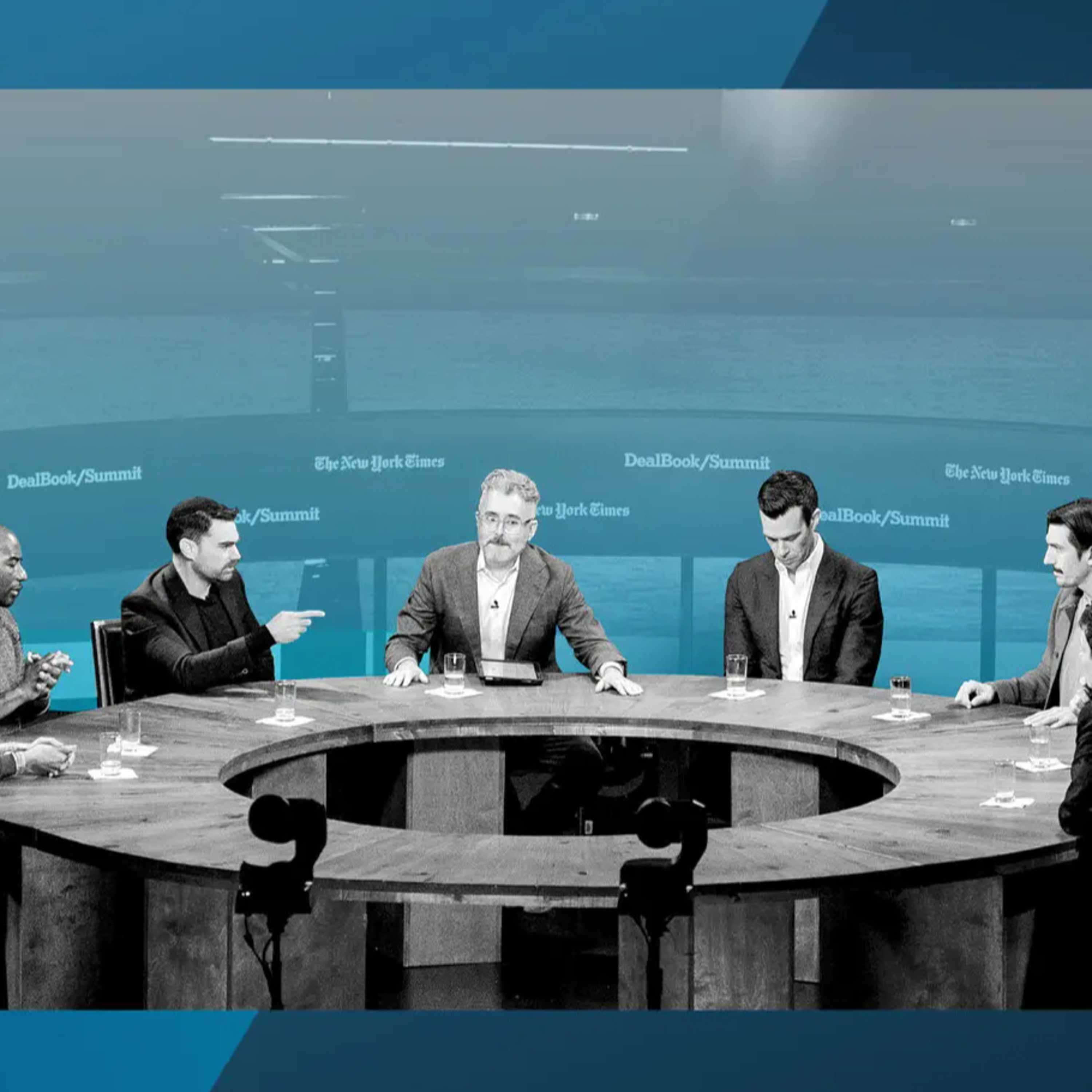 Should People Still Trust the Media in 2025? episode artwork