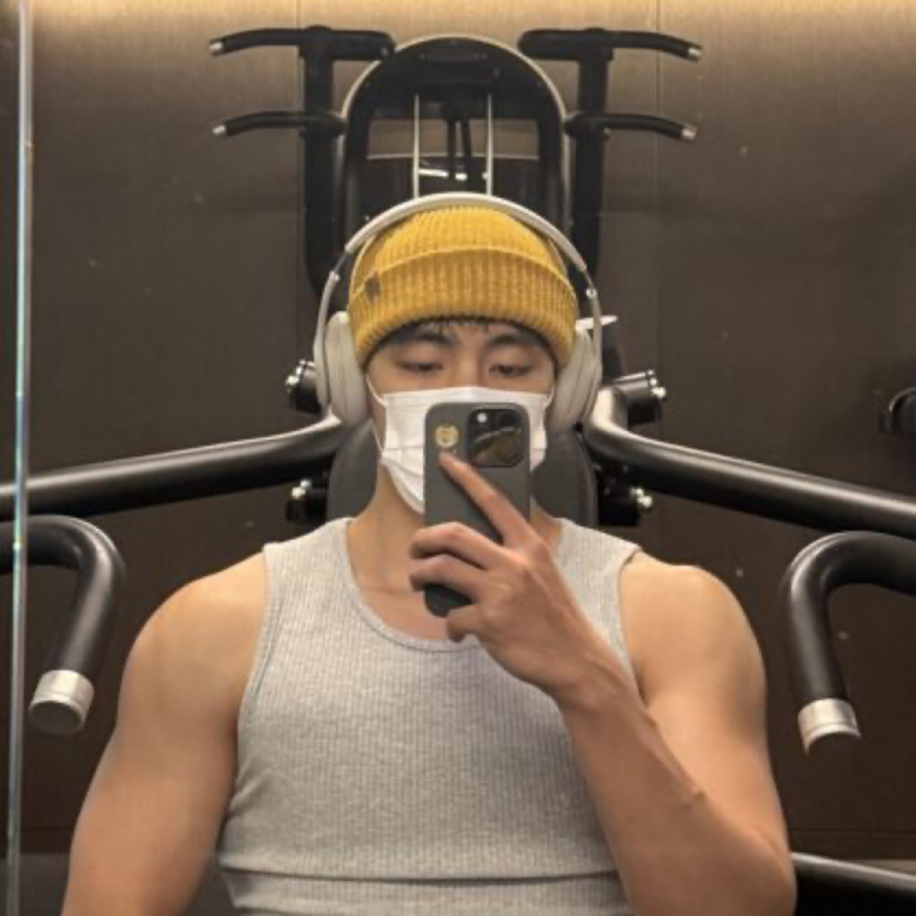 BTS’s V Reveals His Weight Loss Results