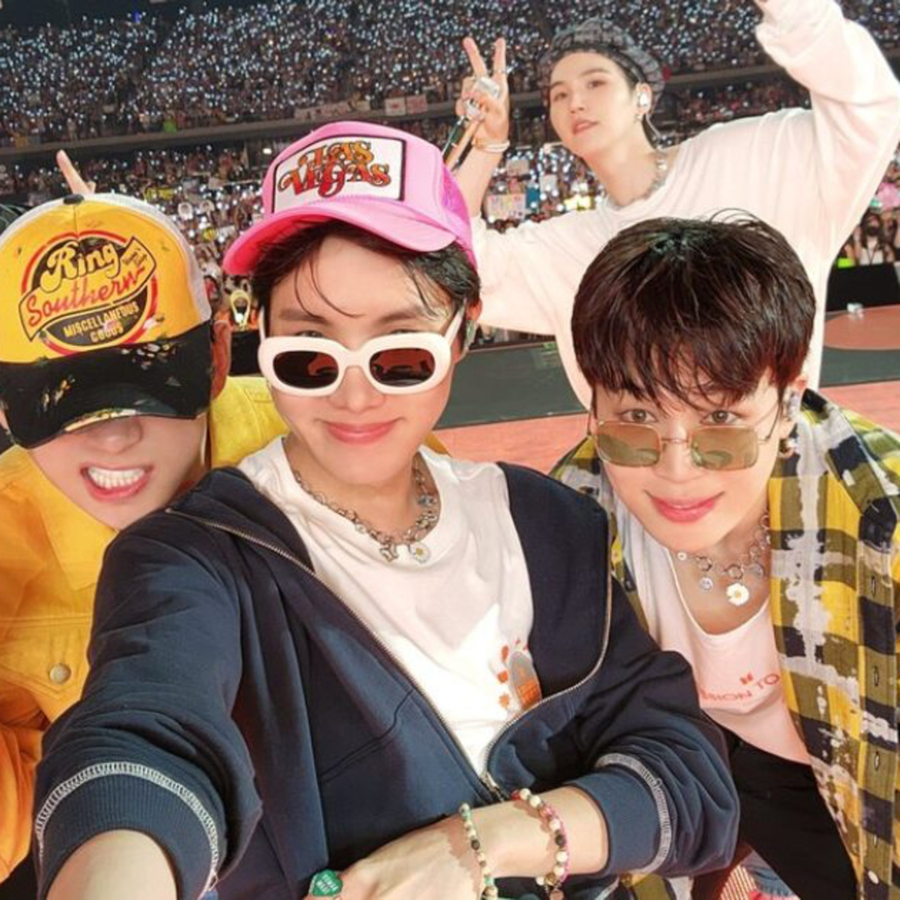 All 7 BTS Members’ Parents Show Up For J-Hope’s Concert — His Reaction Is Priceless