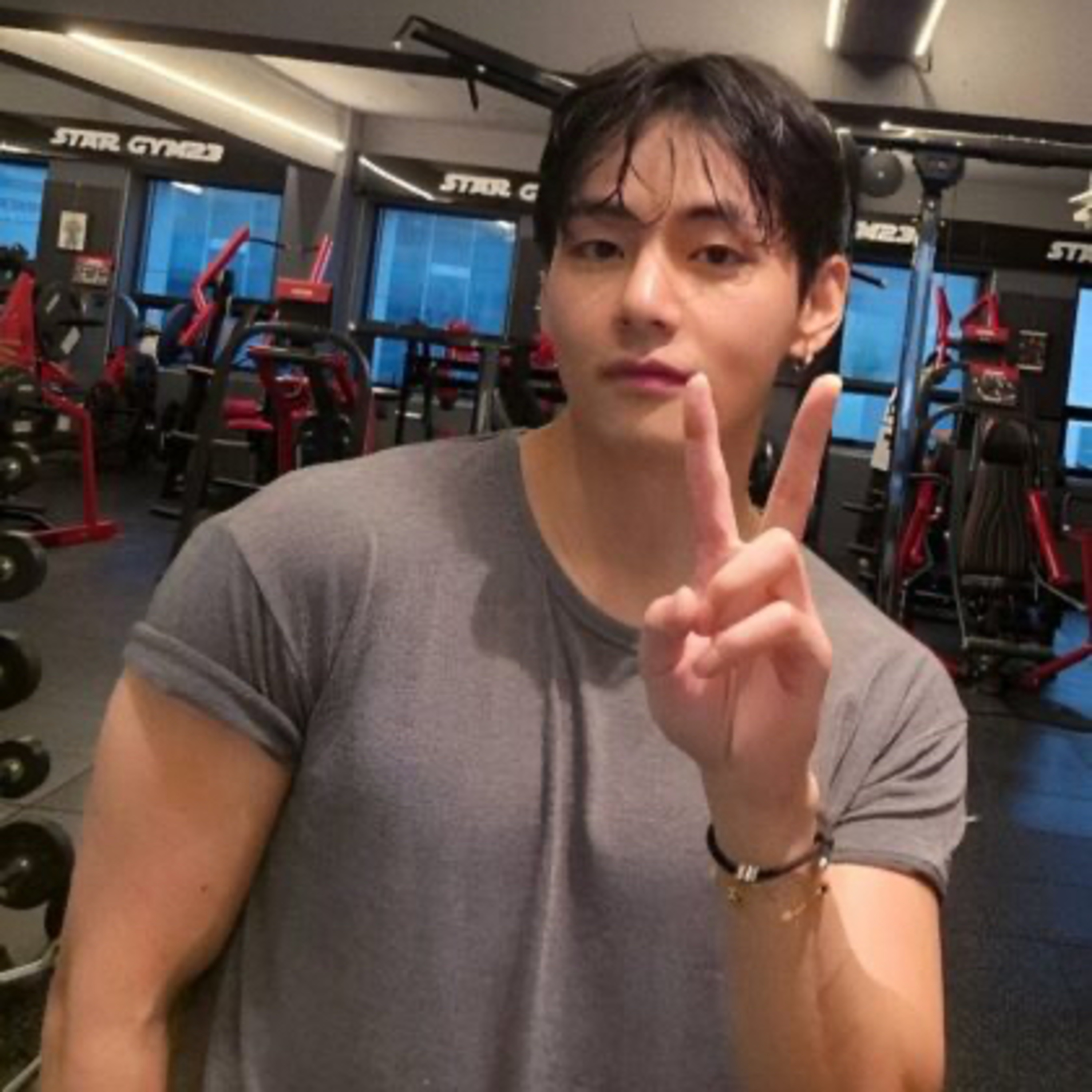 BTS’s V Breaks The Internet With Huge Muscles In New Photos