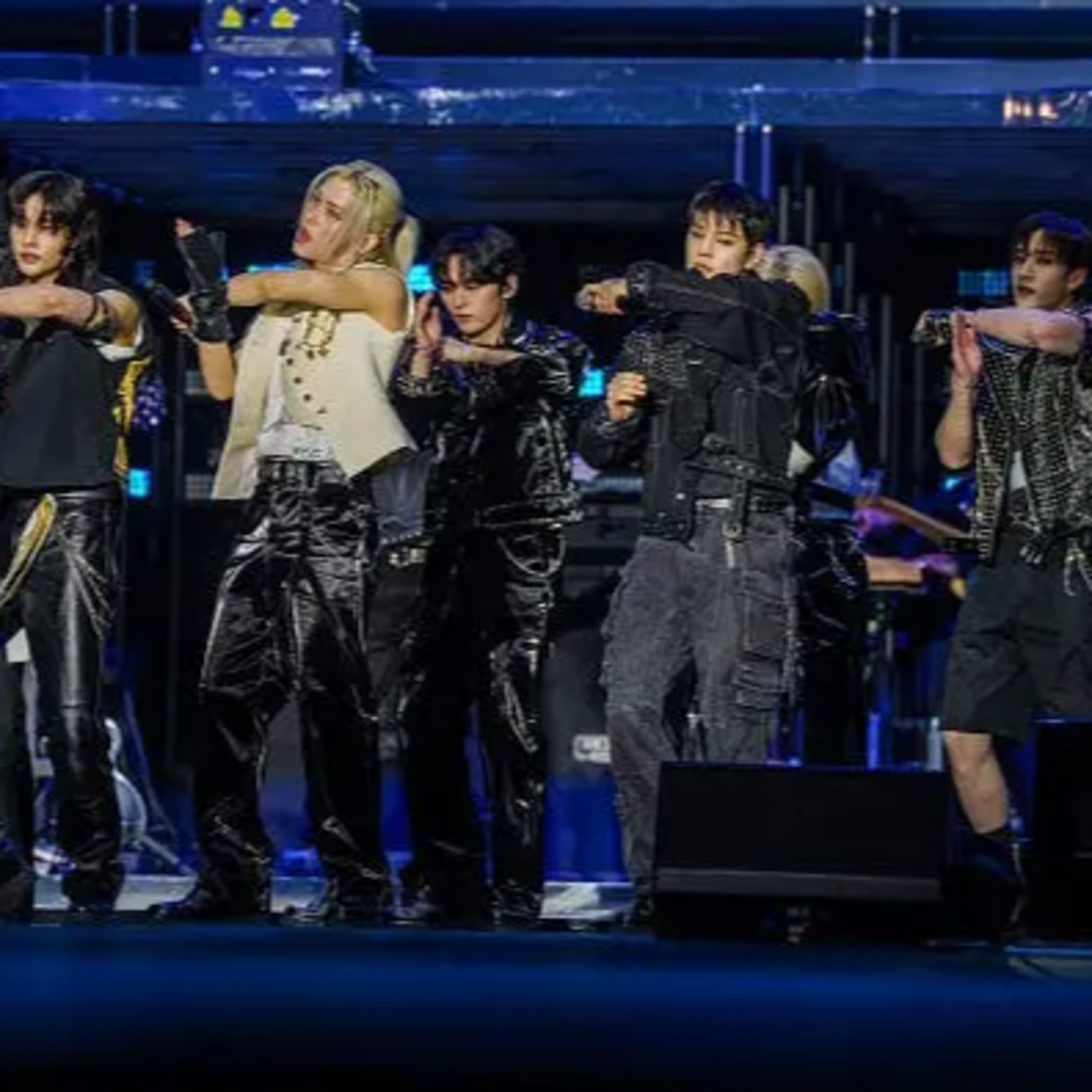 Article Everything You Need To Know About Stray Kids New Album and World Tour  episode artwork