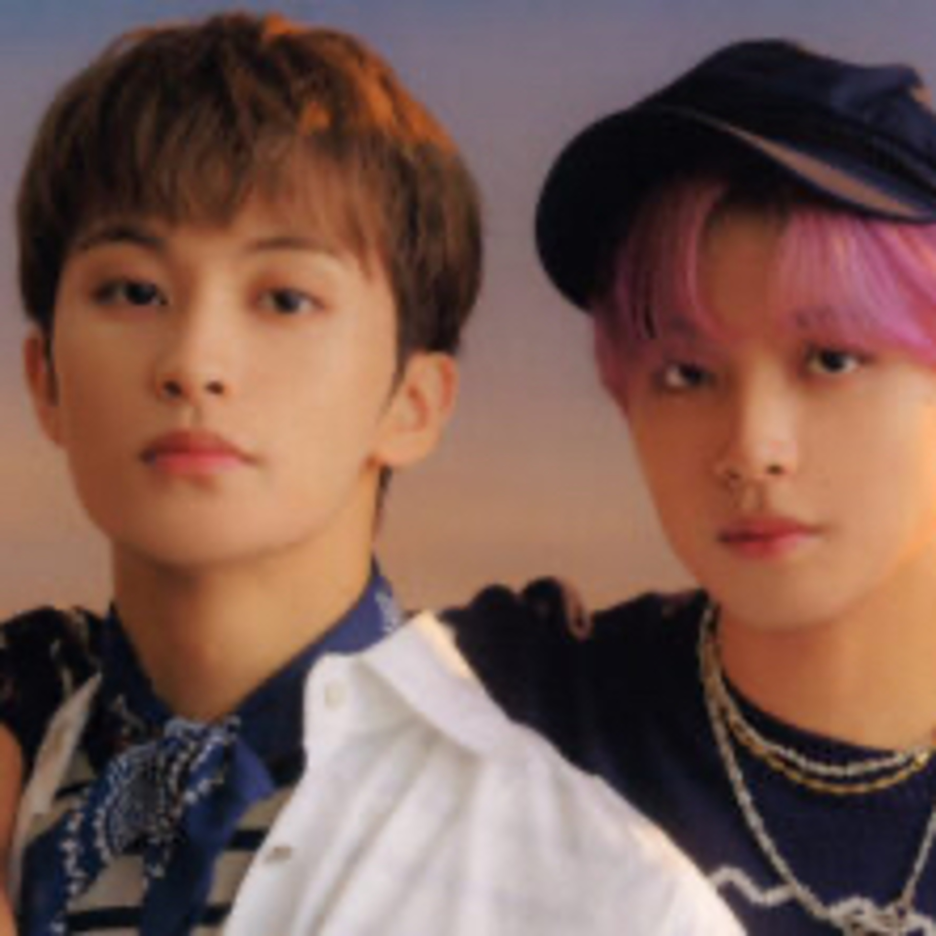 Lucky Fans Unexpectedly Bump Into NCT’s Mark And Haechan episode artwork