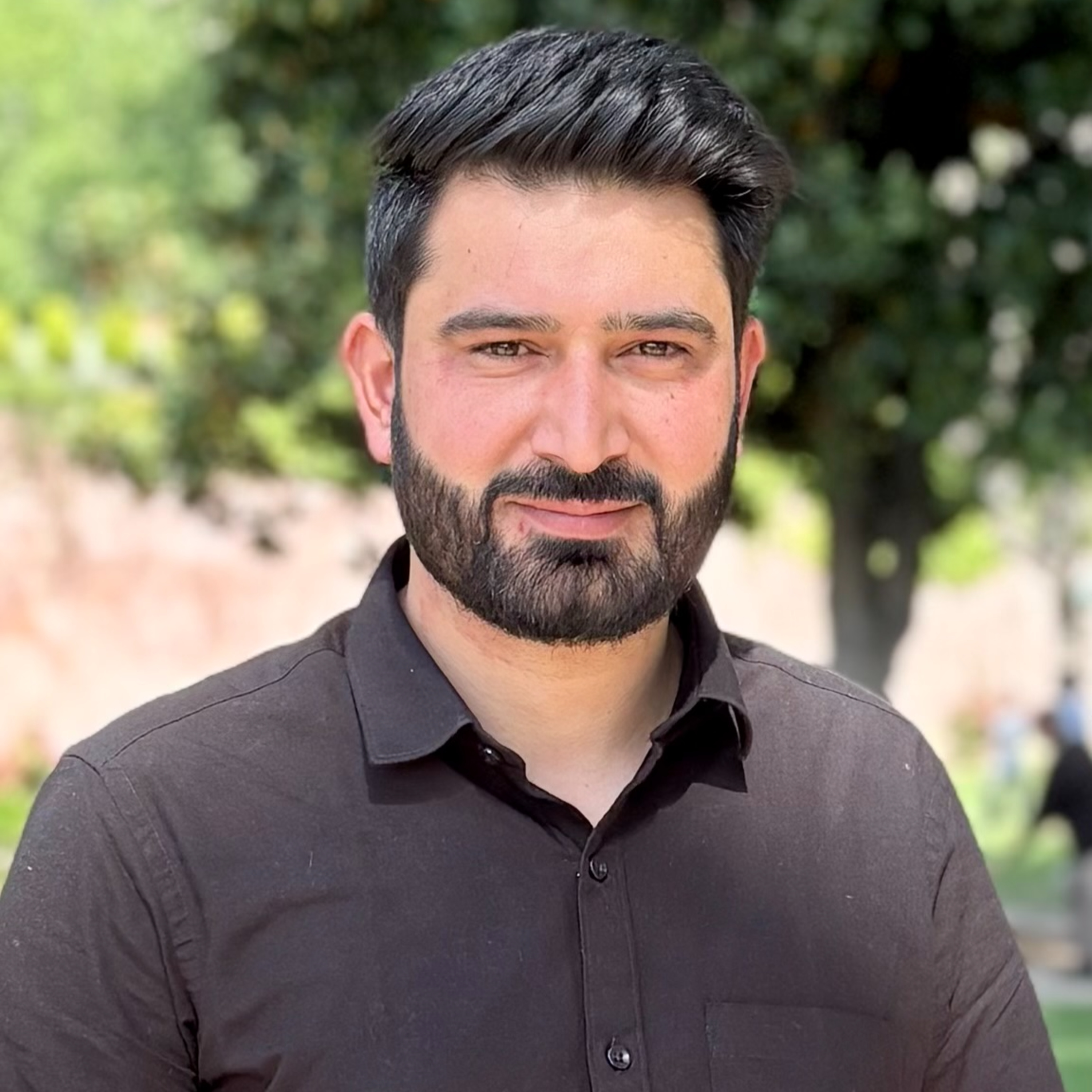 Inside The Man From Kashmir: Muddasir Ramzan on History, Identity & Storytelling episode artwork