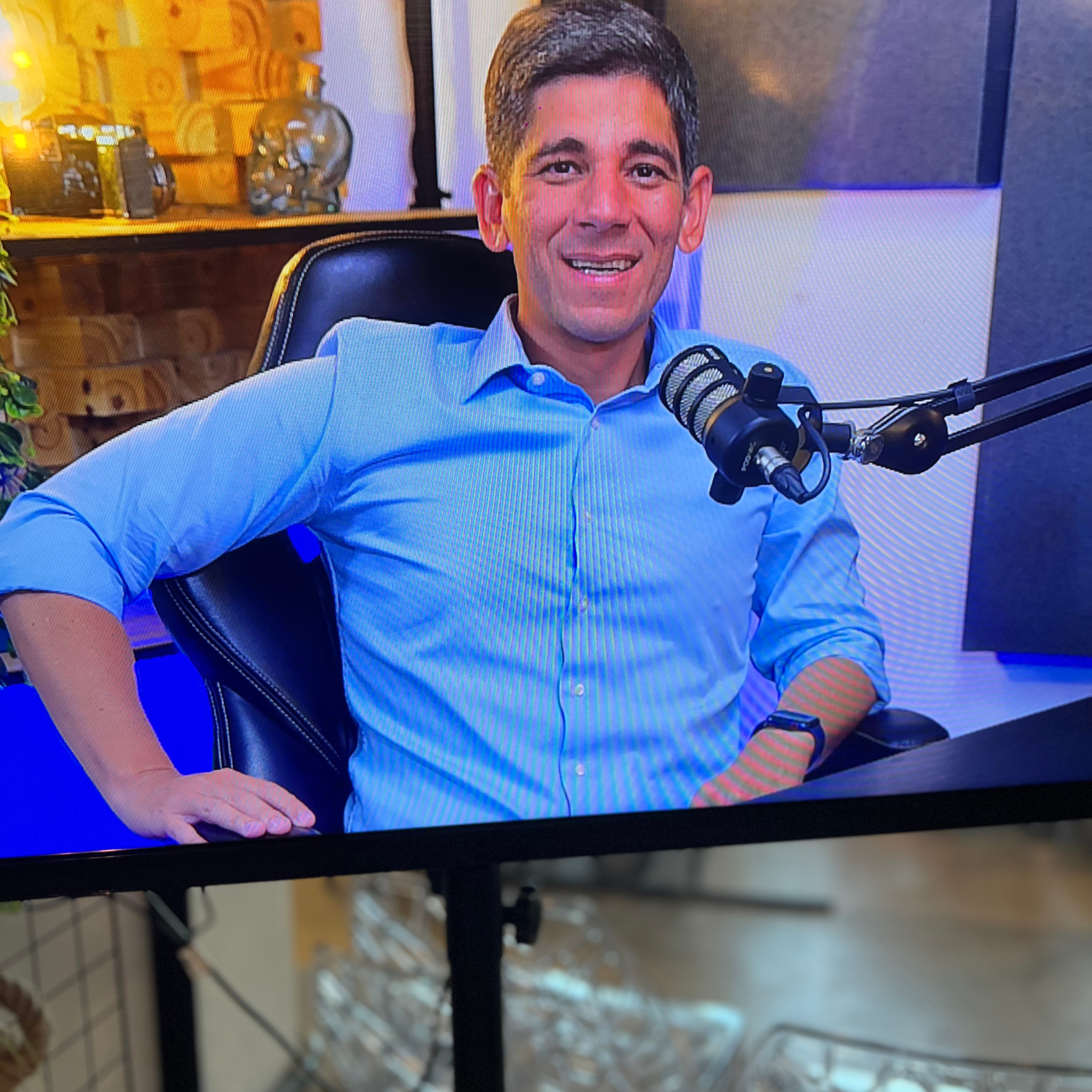Podcast #1 | Do topo corporativo a consultoria de sucesso episode artwork