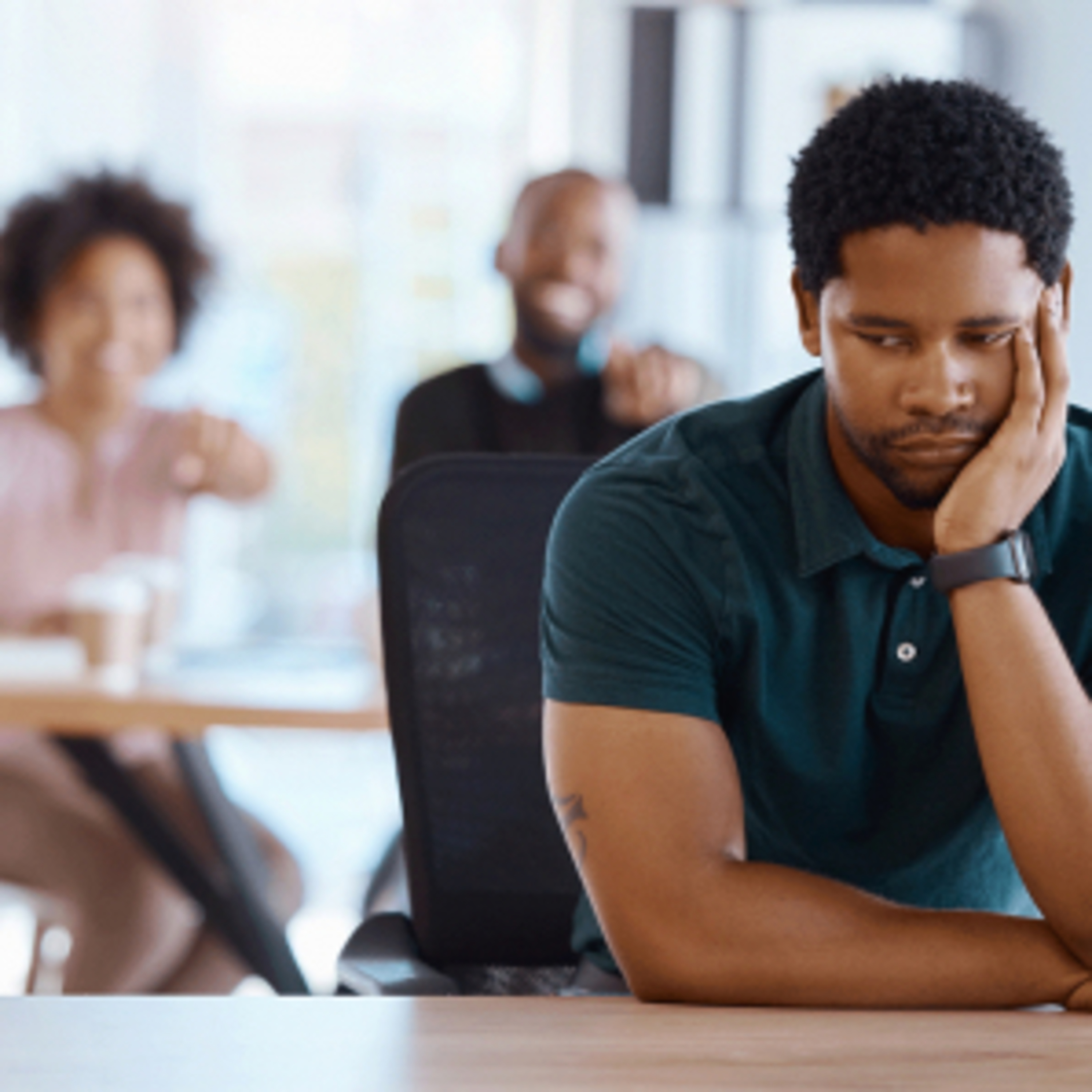 7 signs of workplace bullying (and how to handle it) episode artwork
