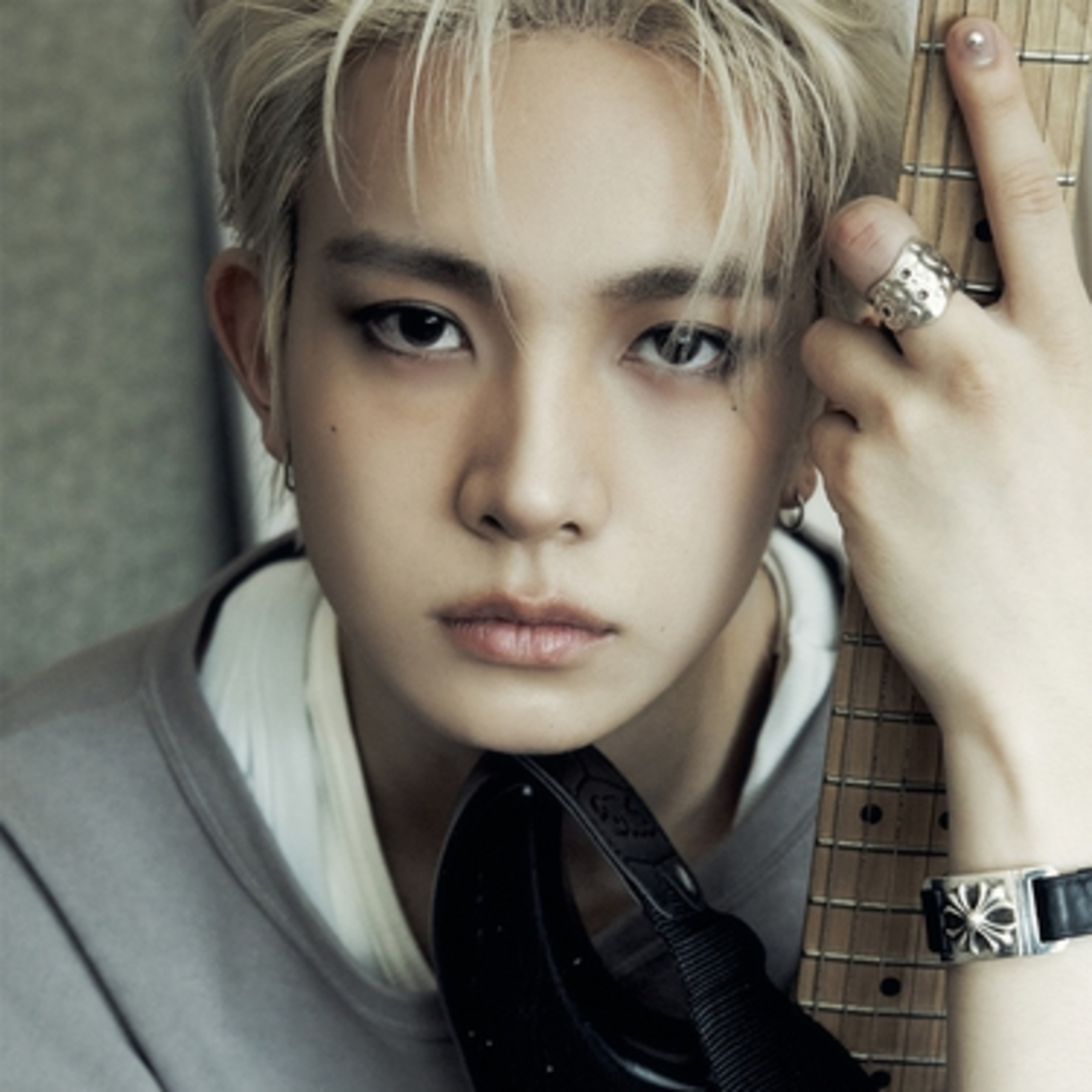 Former Enhypen member Heeseung re-debuts as Evan episode artwork