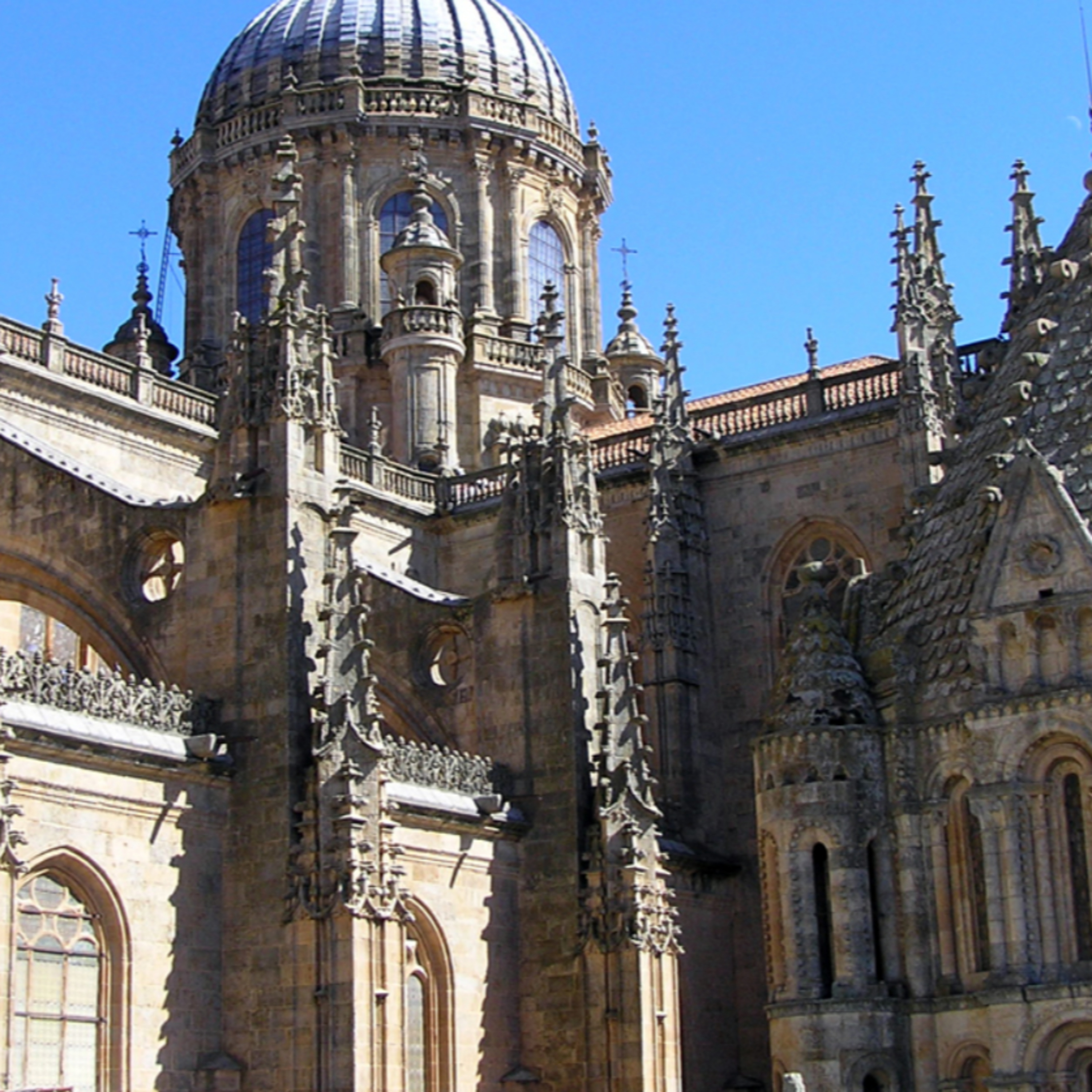 Episodio 60 (T2). Dos templos, una catedral. Salamanca, piedra y luz. episode artwork