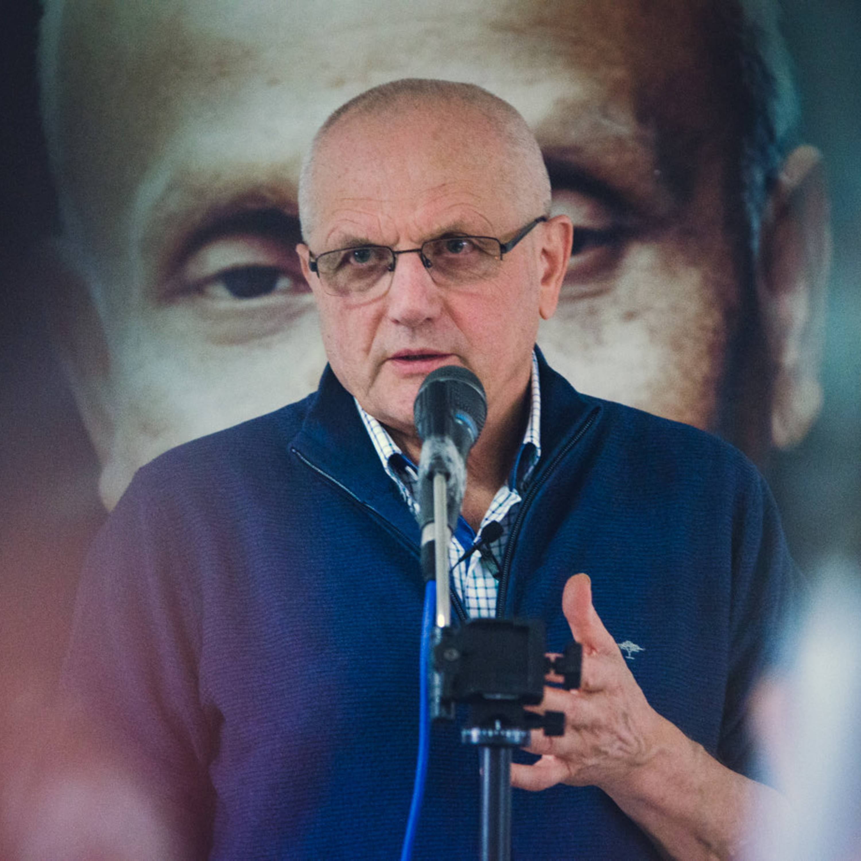 Isten szeret engem | Gunagriha előadása
