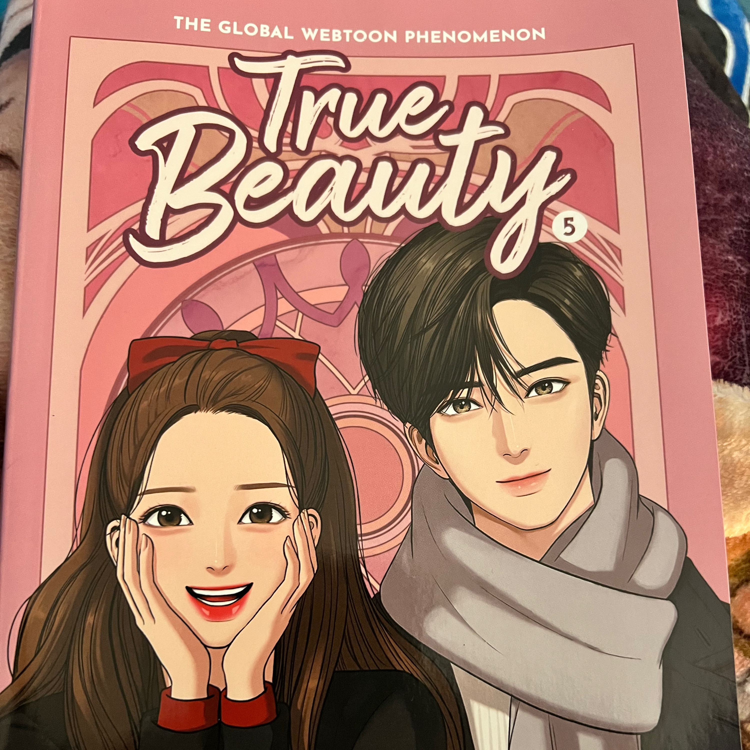 I am reading the WEBTOON new book of True Beauty Volume 5  episode artwork