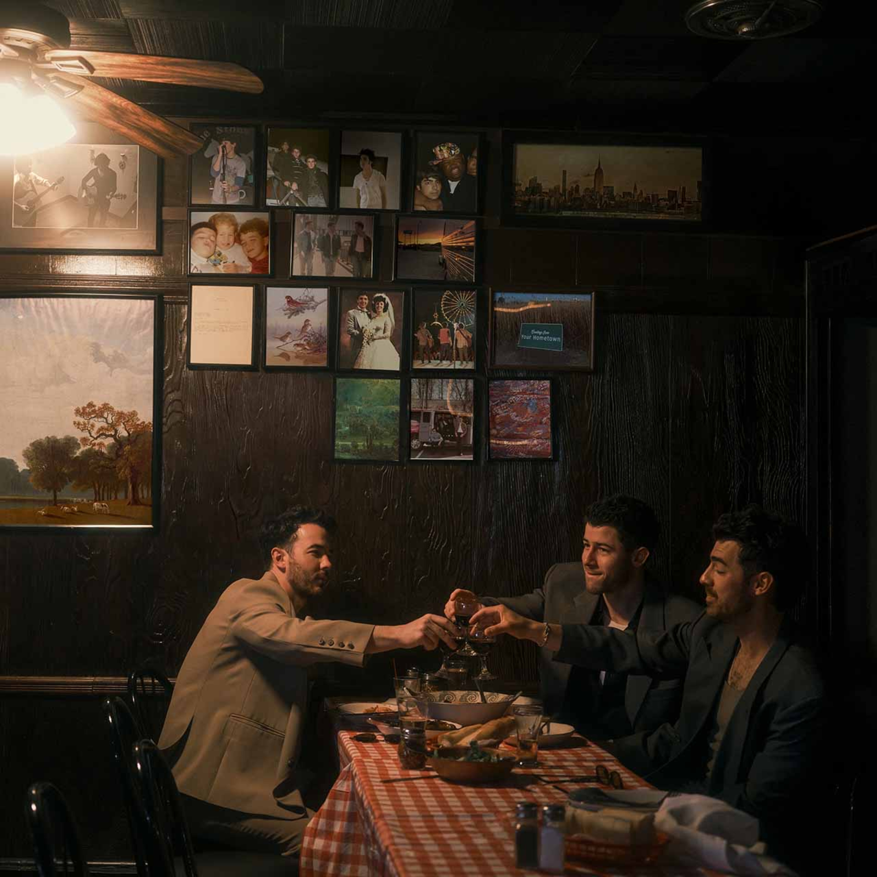 Jonas Brothers Release New Single, ‘No Time To Talk episode artwork