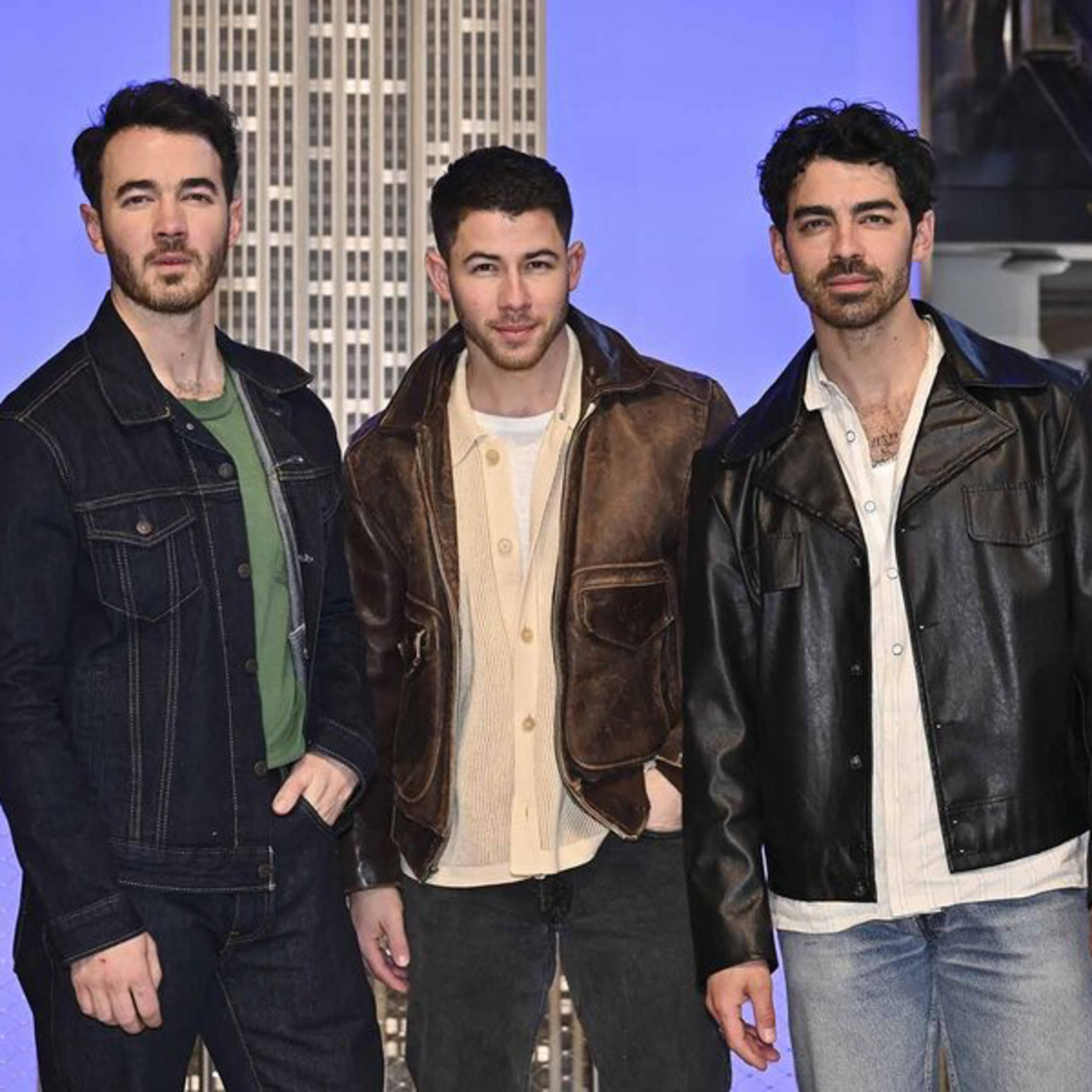 Jonas Brothers Got new song No Time To Talk and new album greetings from your hometown July 18