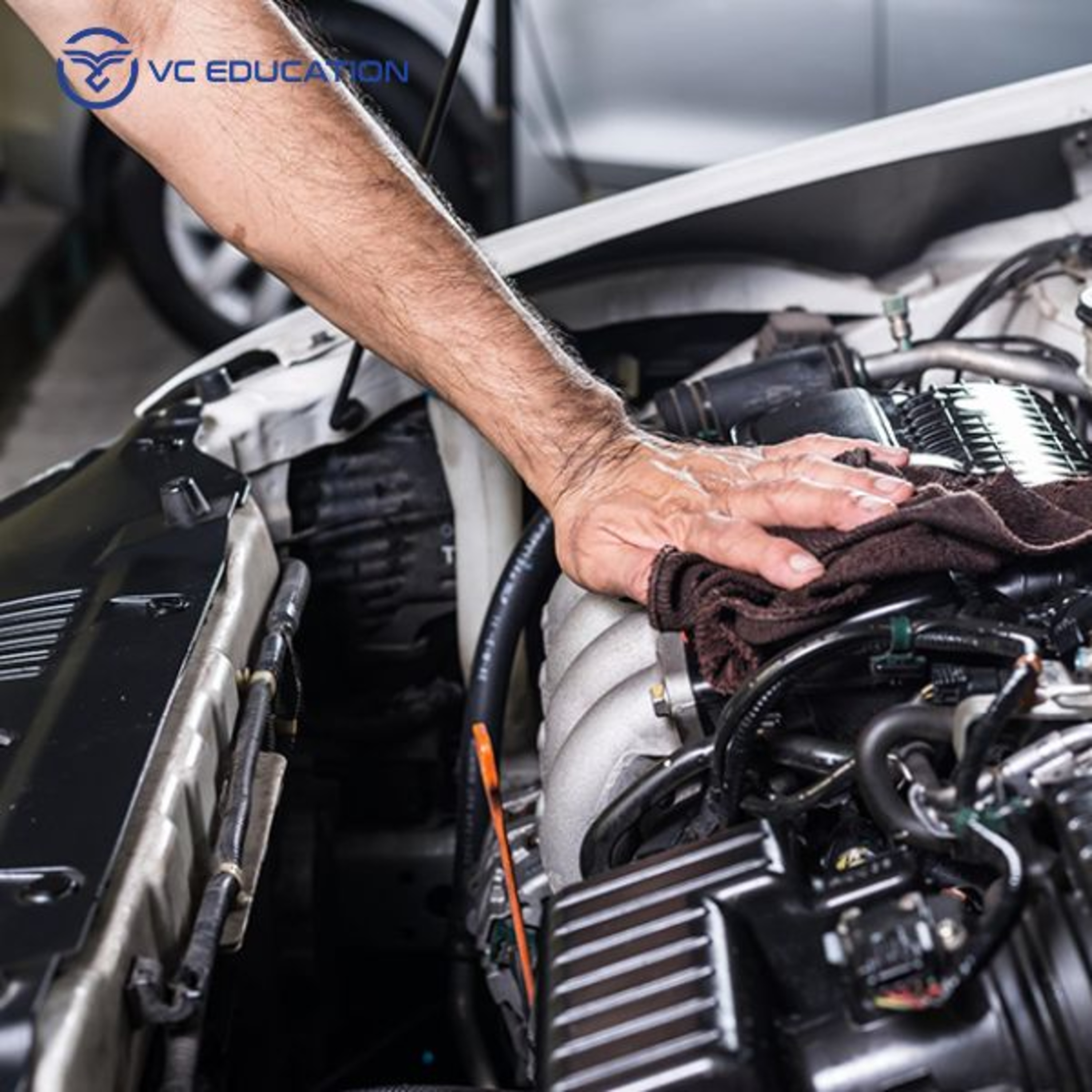 Xe ô tô làm lại máy có bền không? Những điều cần biết