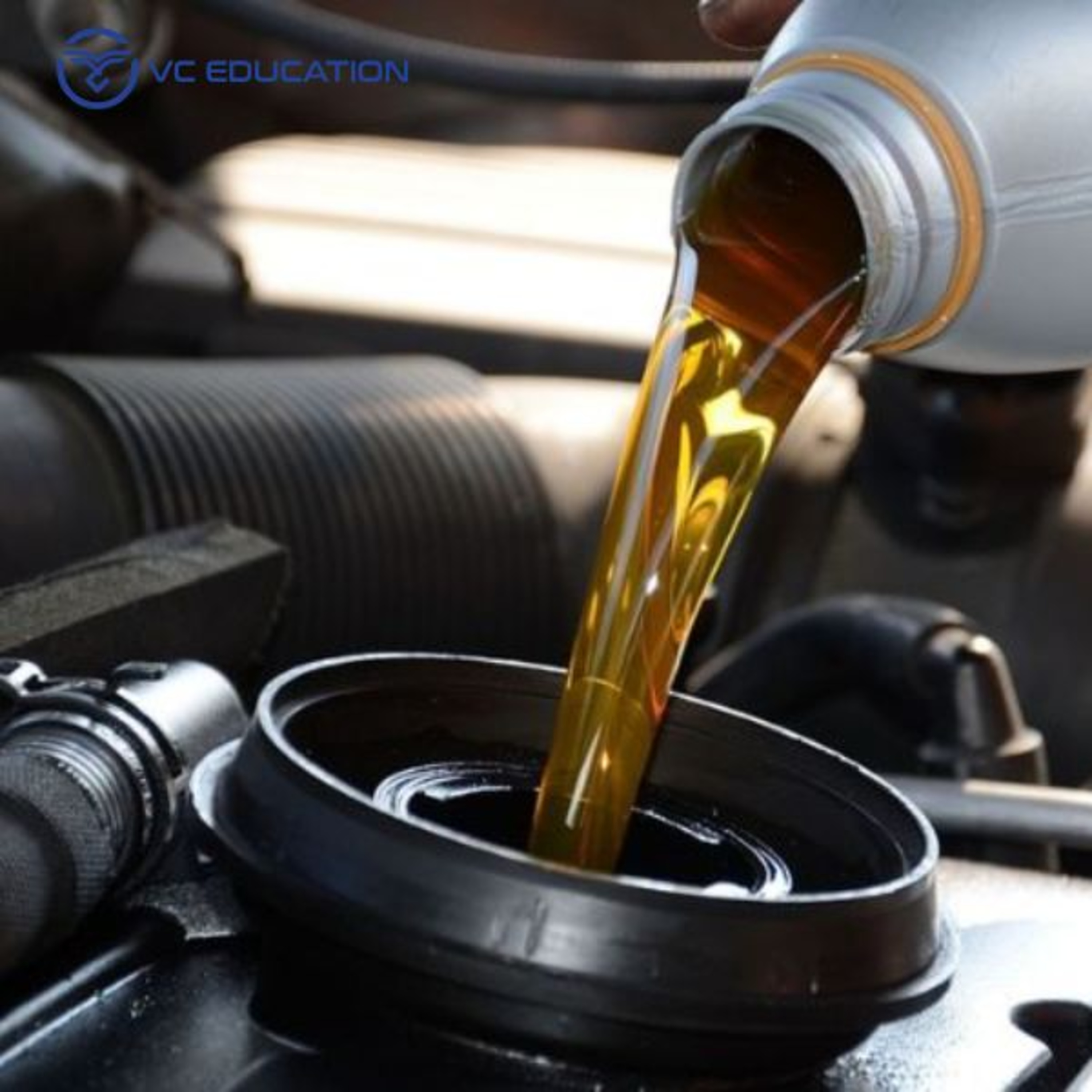 Dầu láp có tác dụng gì? Dấu hiệu và khi nào cần thay dầu láp