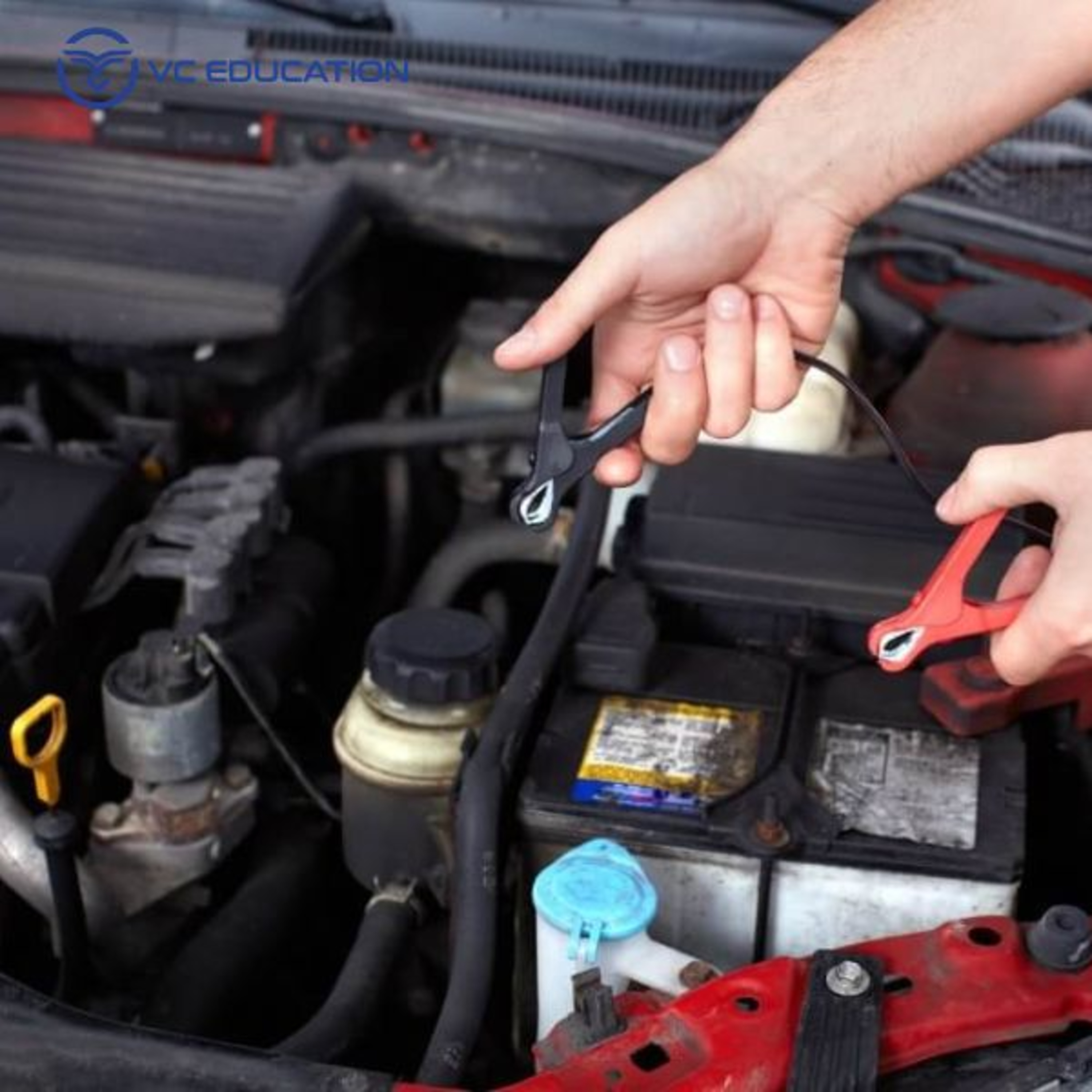 Tại sao bình ắc quy để lâu không dùng lại hỏng, cách khôi phục