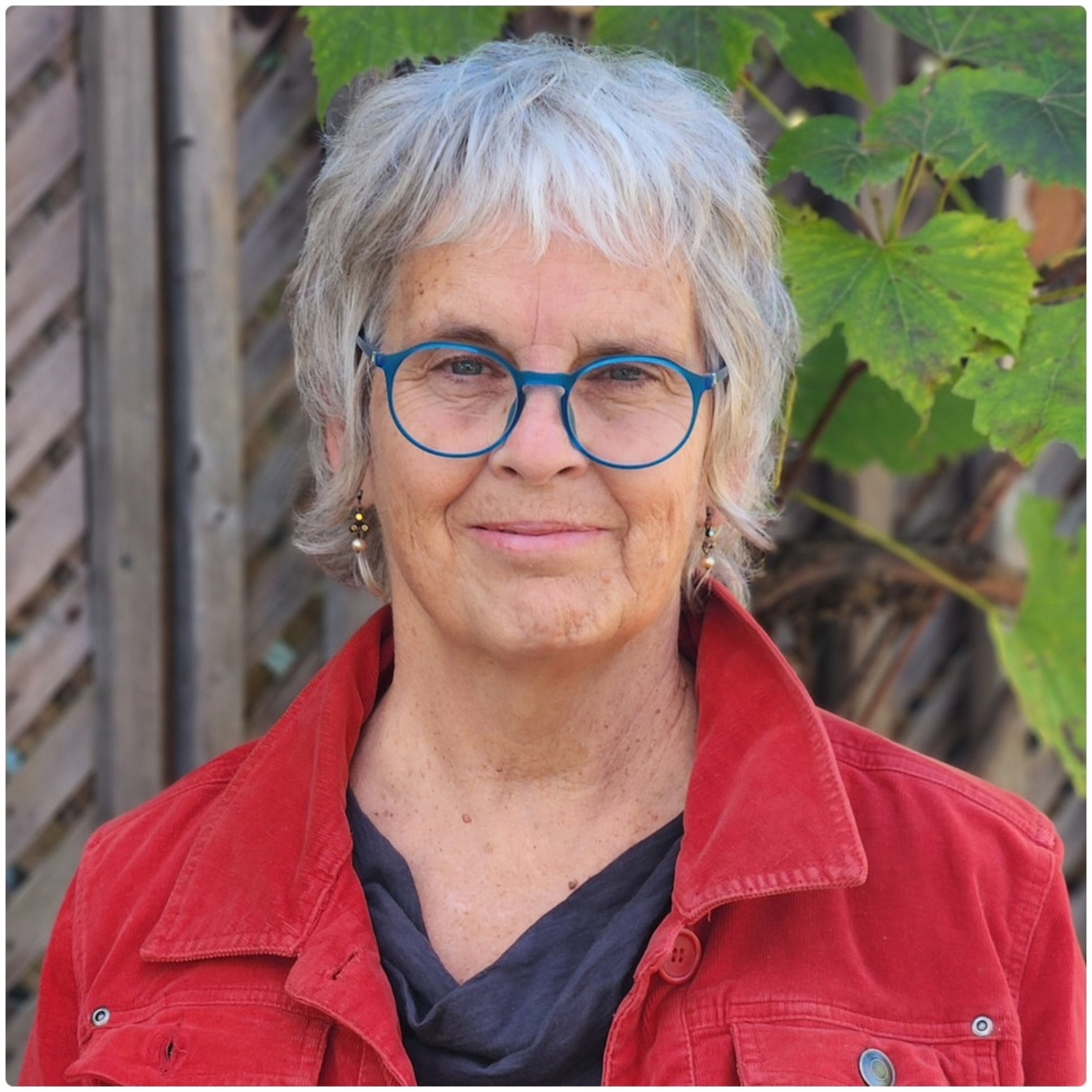 Gathering Voices w Jennifer Noxon episode artwork