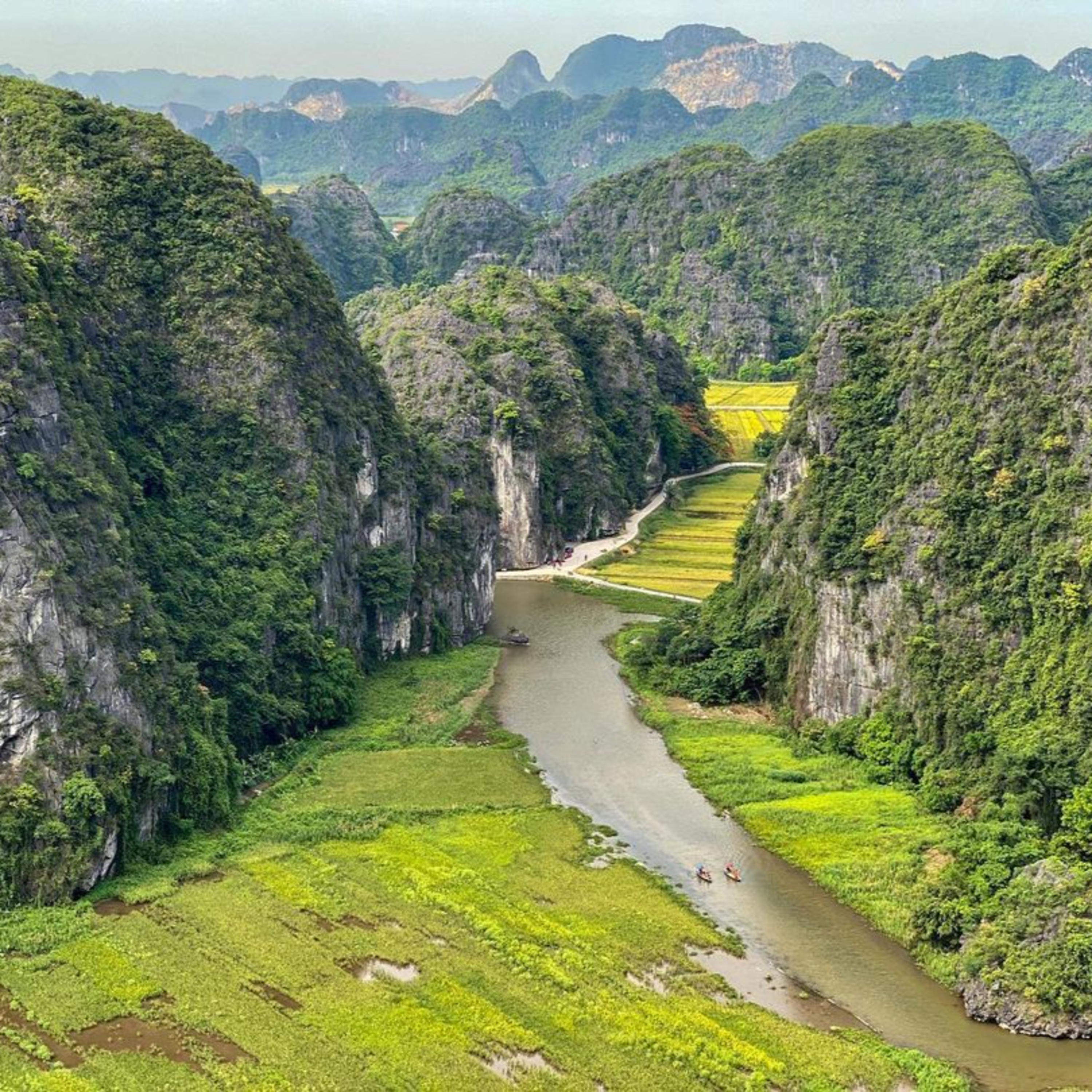 Top 9 Danh Lam Thắng Cảnh Ninh Bình – Tuyệt Tác Thiên Nhiên Đất Việt episode artwork