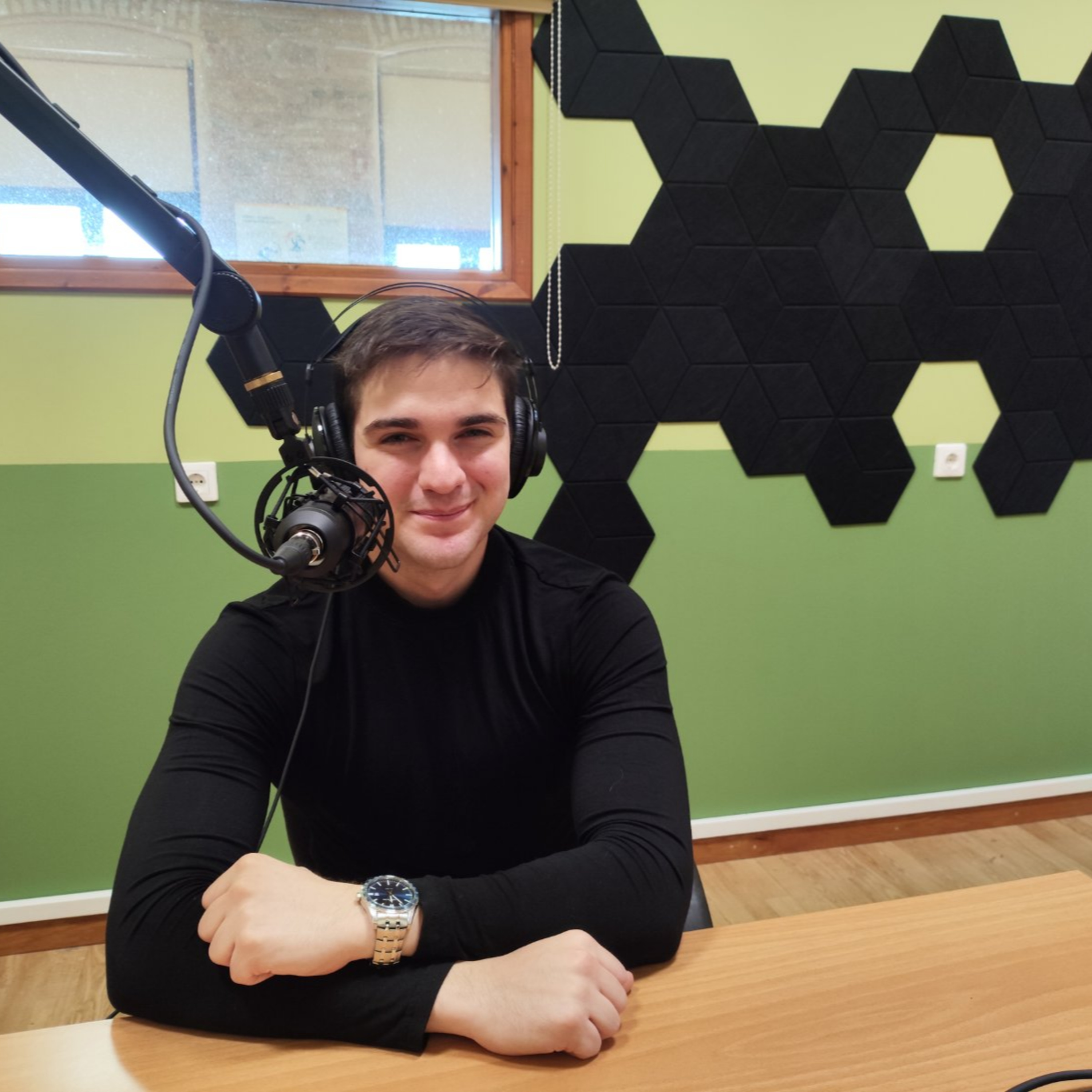Curify: Μια πρωτοποριακή ιατρική εφαρμογή - Με τον Κων/νο Μαυρέλη episode artwork