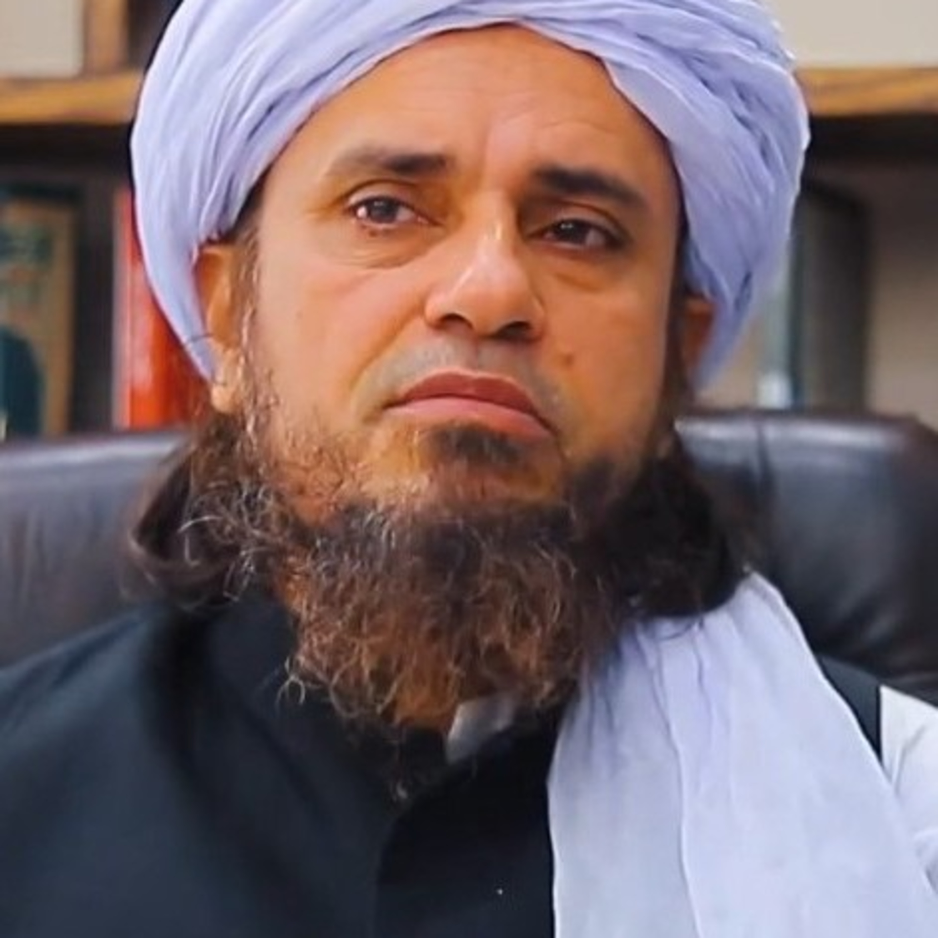 Qurbani Kis Ke Naam Se Karni Chahiye? | Aham Masla Explained | Mufti Tariq Masood | MTM Speeches 🕋 episode artwork