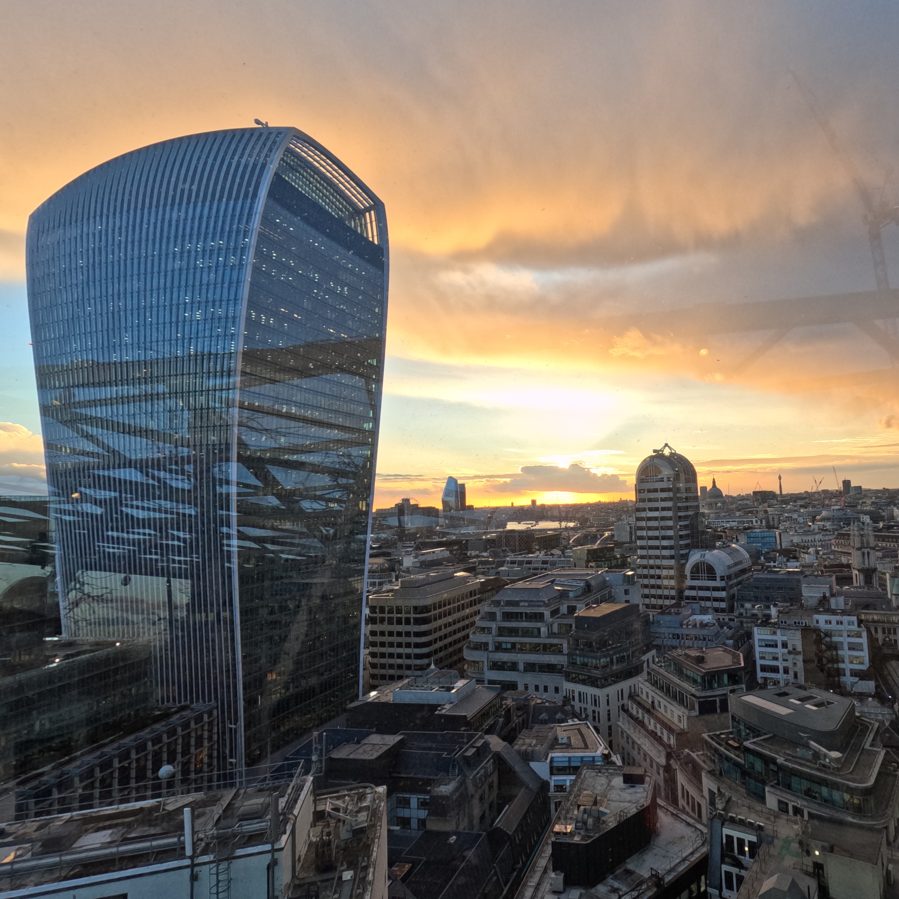 Due Passi Per Londra