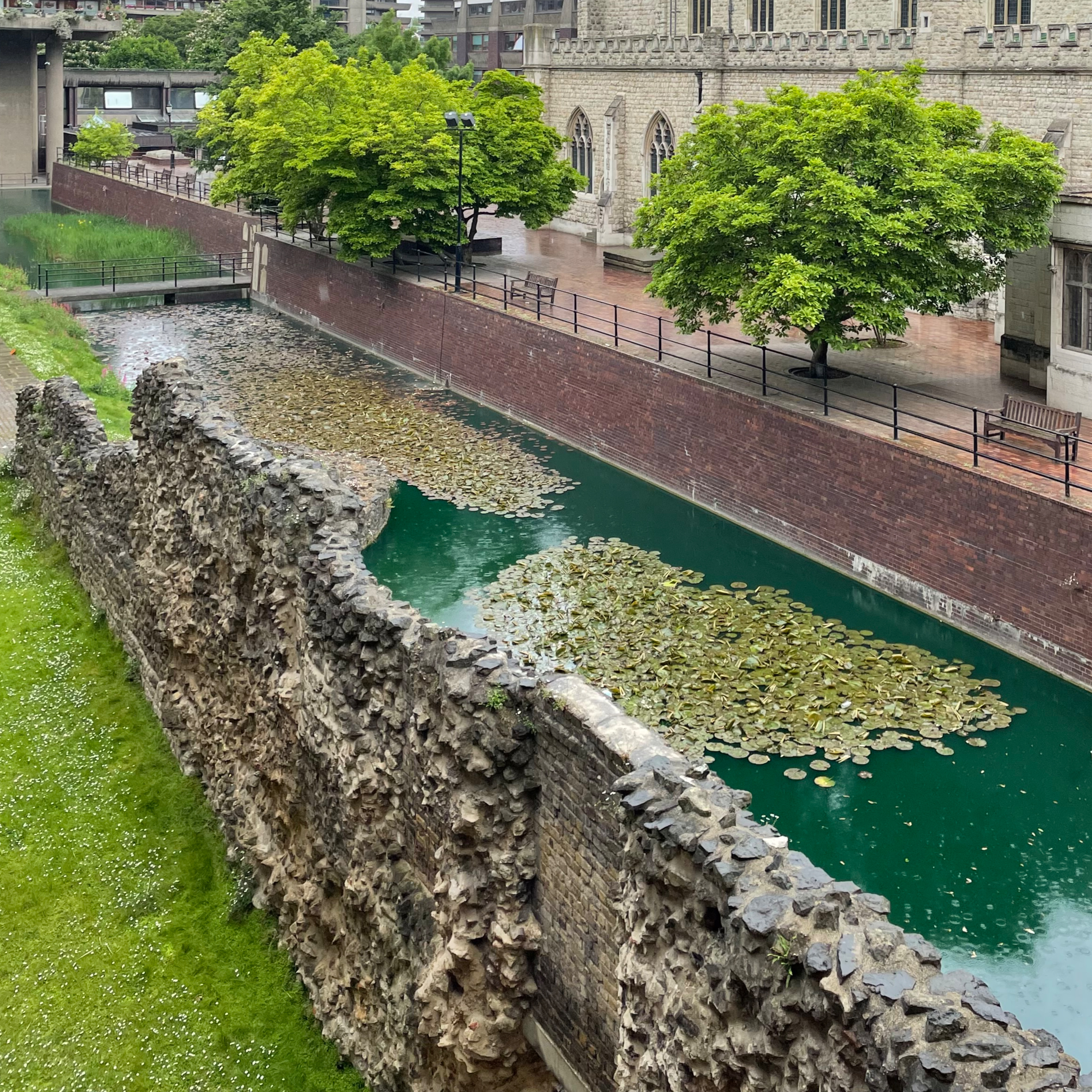 Due Passi Per Londra