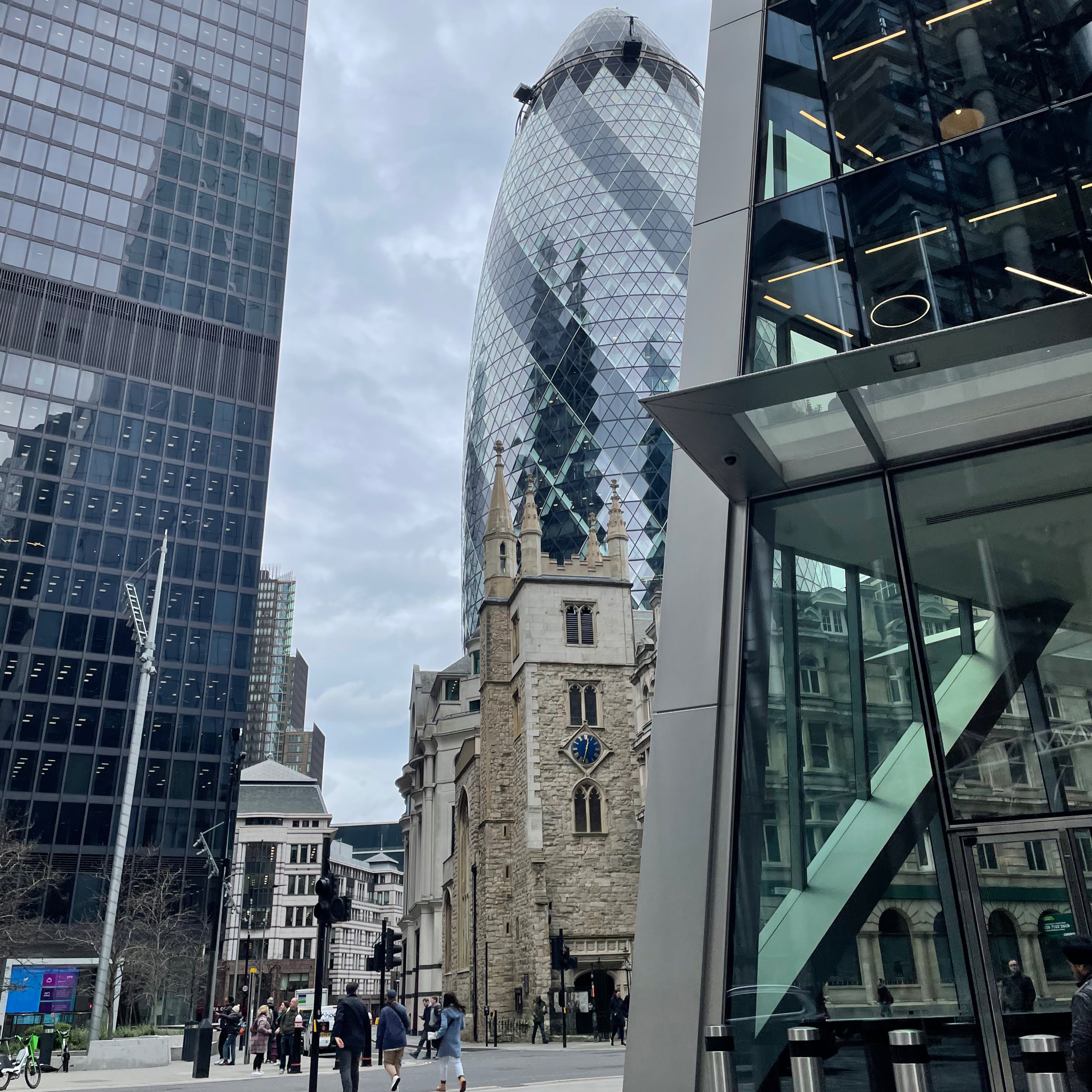 Due Passi Per Londra