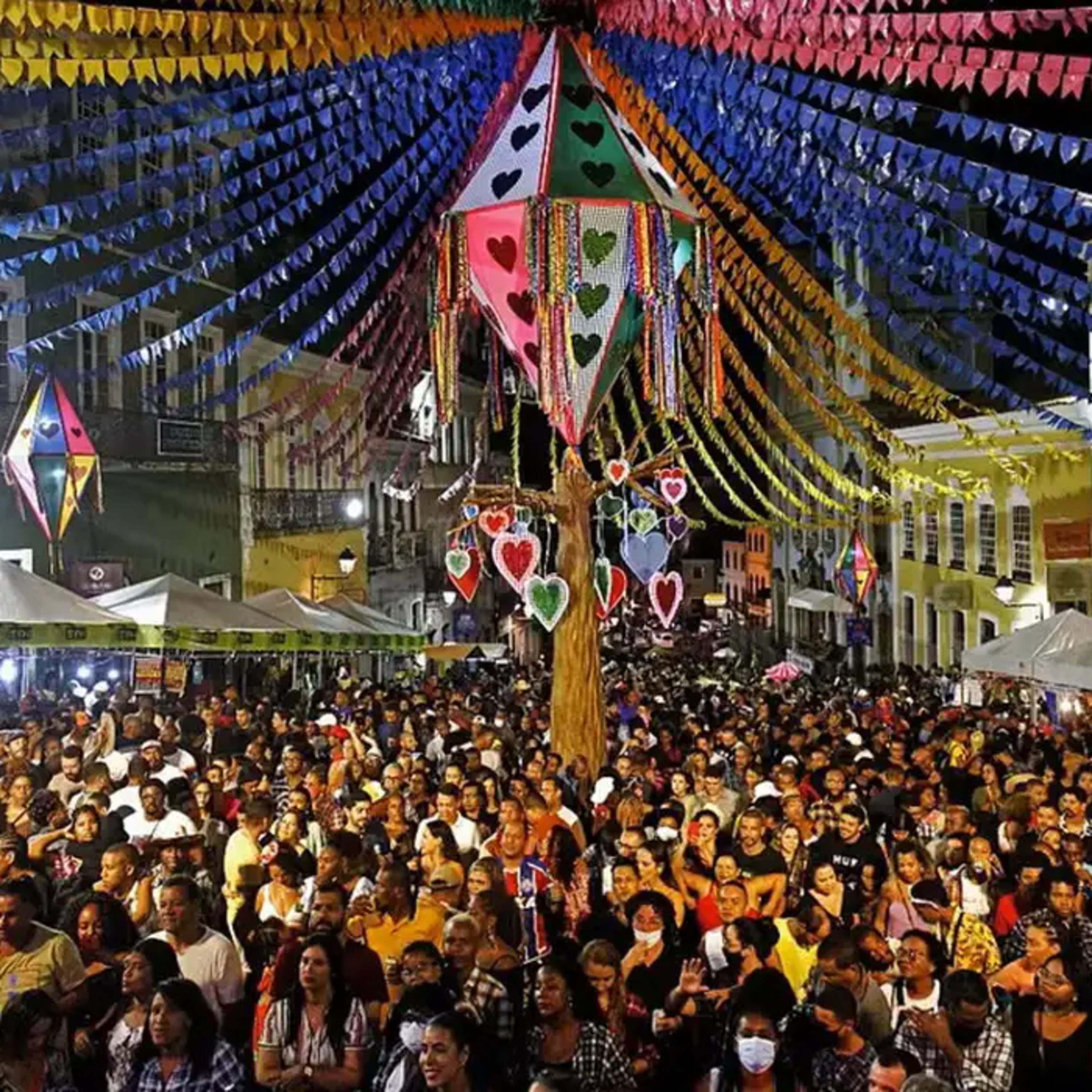 Historiador reconstrói a origem e fala da importância das festas juninas para a cultura brasileira