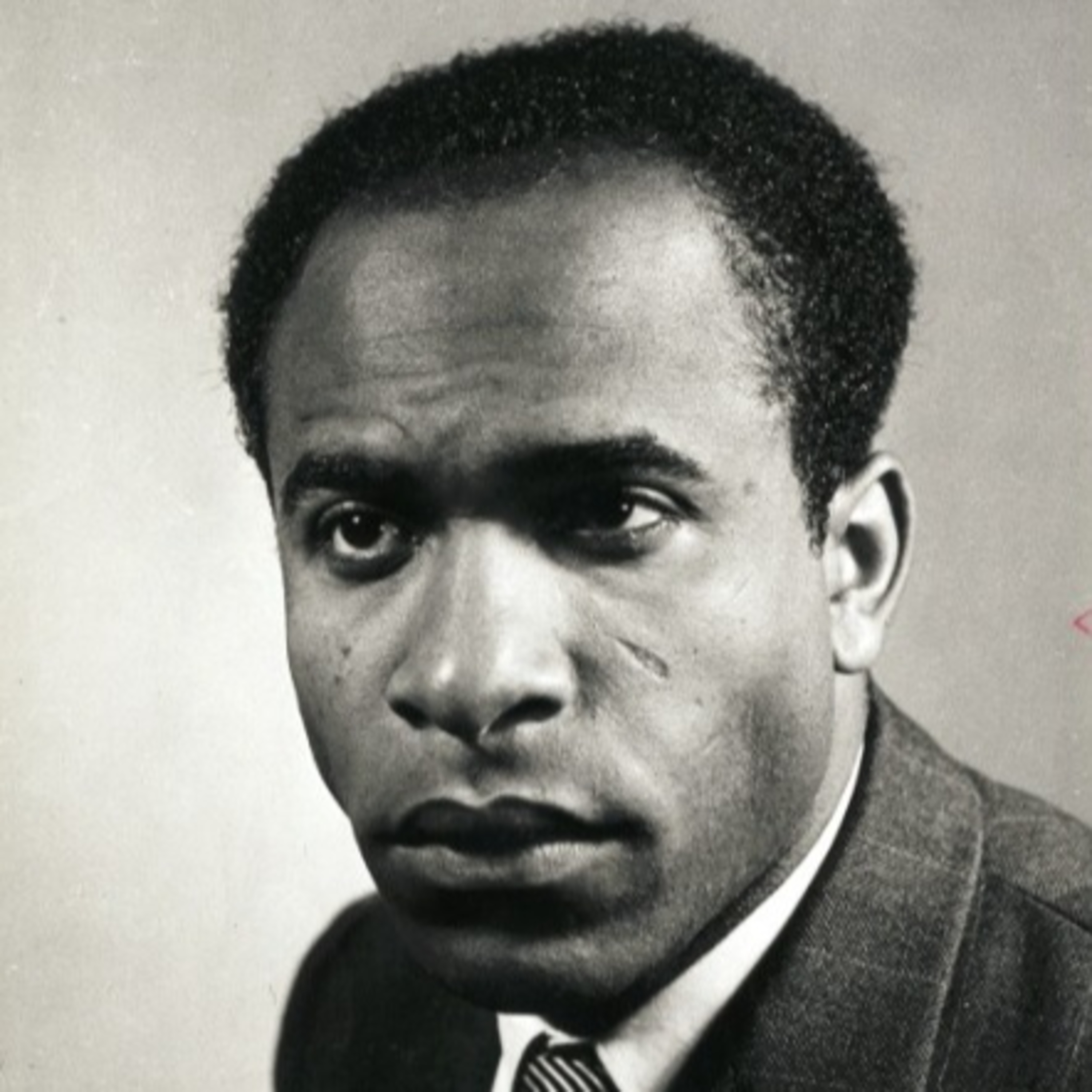 100 anos de Frantz Fanon: o que o revolucionário tem a ver com a teoria hacker episode artwork