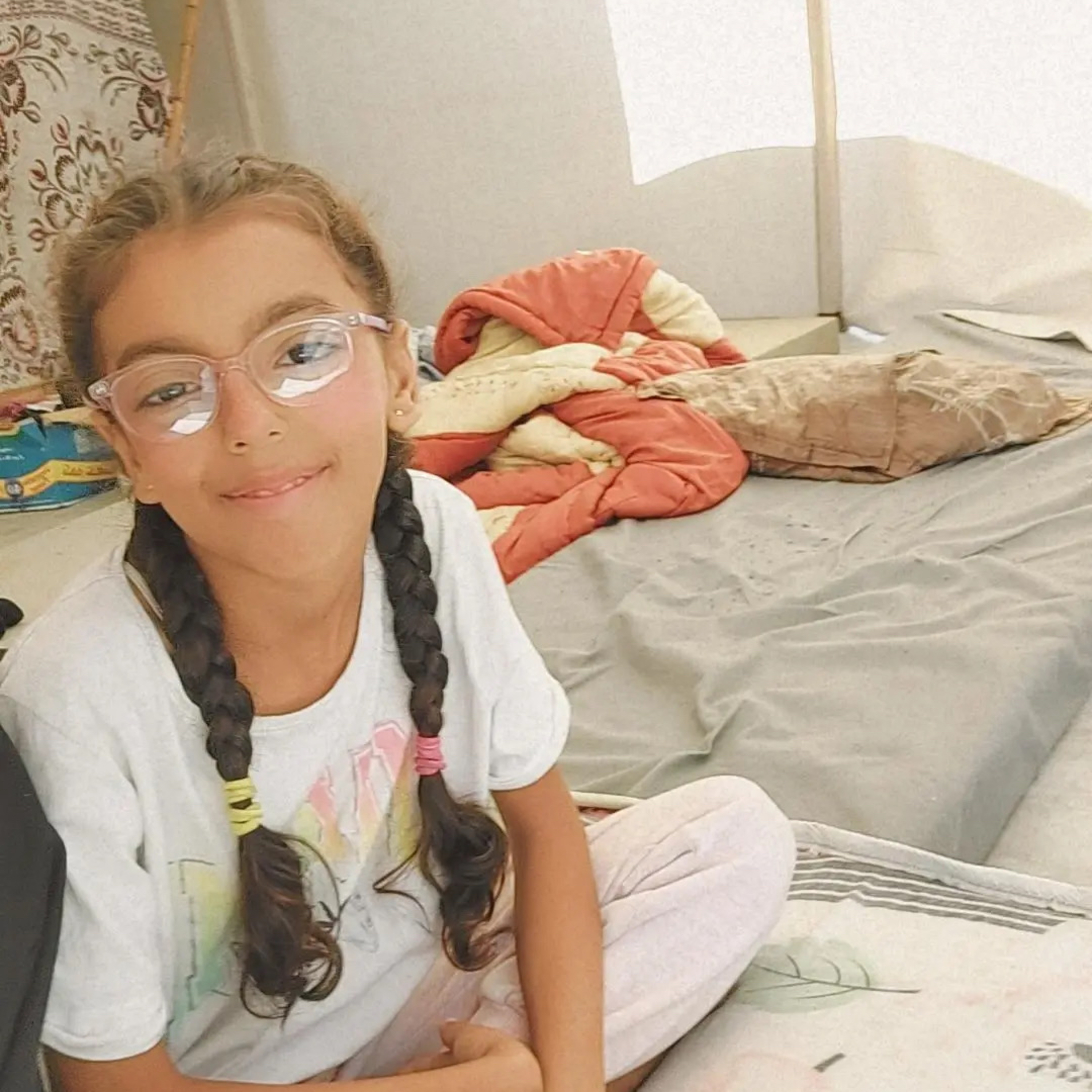 Gaza Is Not a Metaphor – A Spoken Word on Starvation, Silence, and Solidarity episode artwork