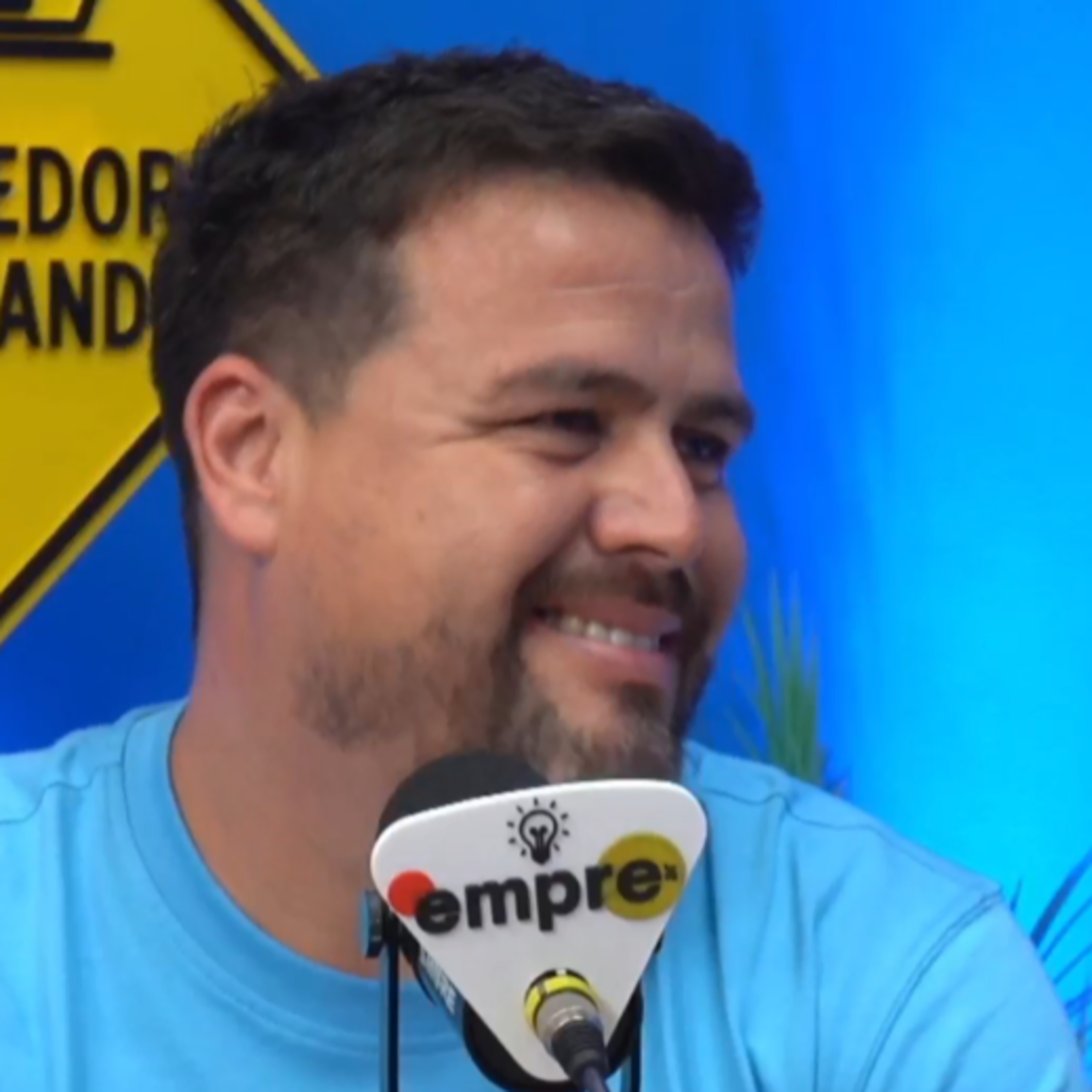Peló papas, colgó su CV en un taxi y hoy es CEO de su propia empresa de logistica episode artwork