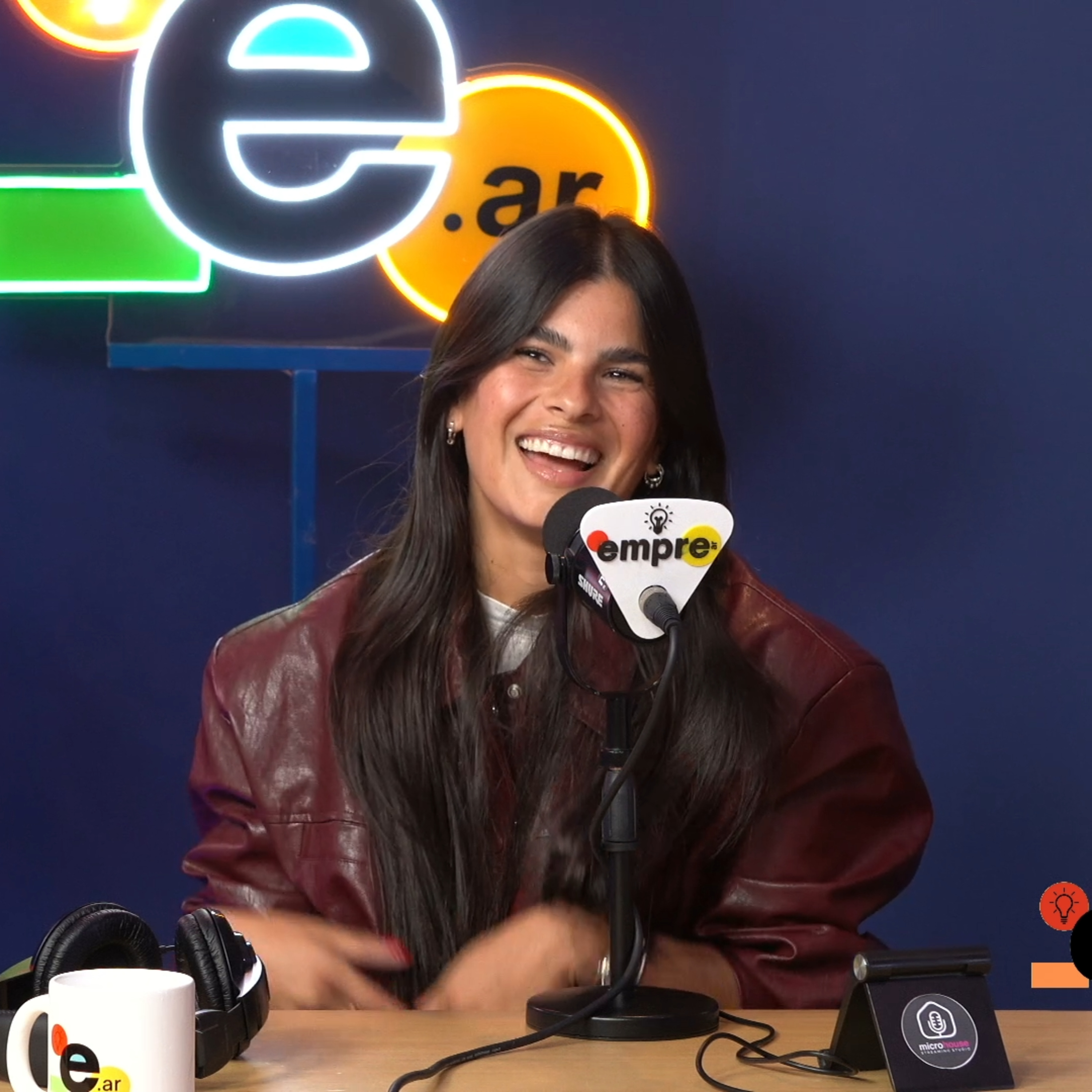 Comunidad digital: cuál es el secreto de Irina Abril para vender bien en medio de la crisis textil episode artwork