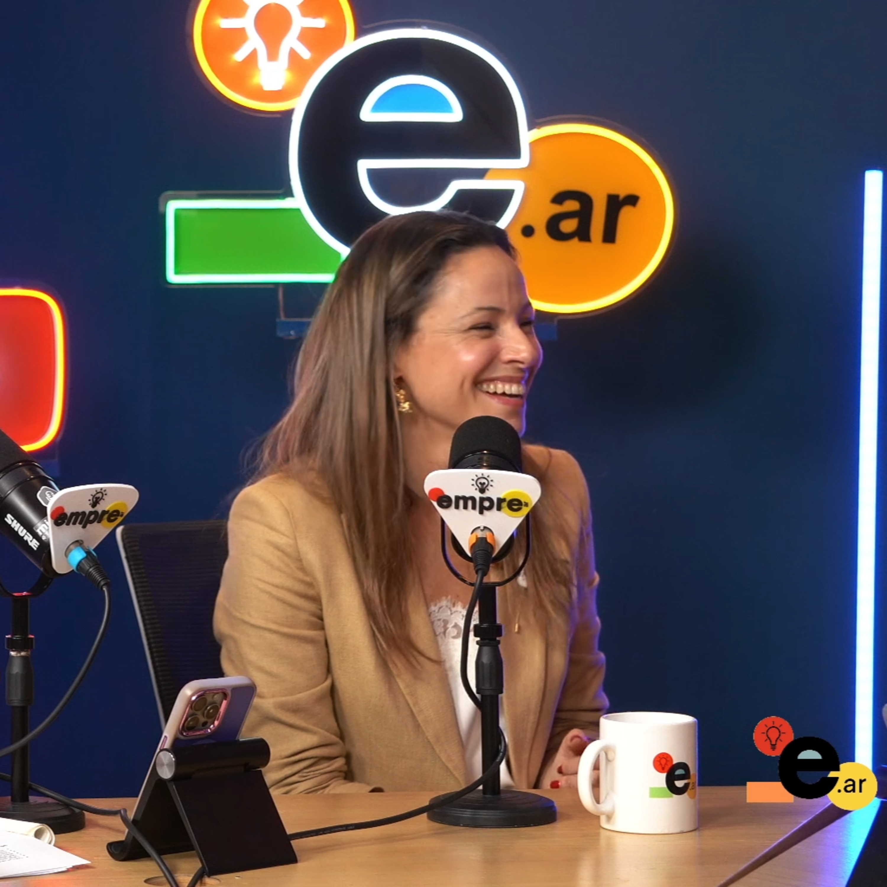 Alfonsina Falvella: la diseñadora que convirtió una familia de zapateros en una marca propia episode artwork