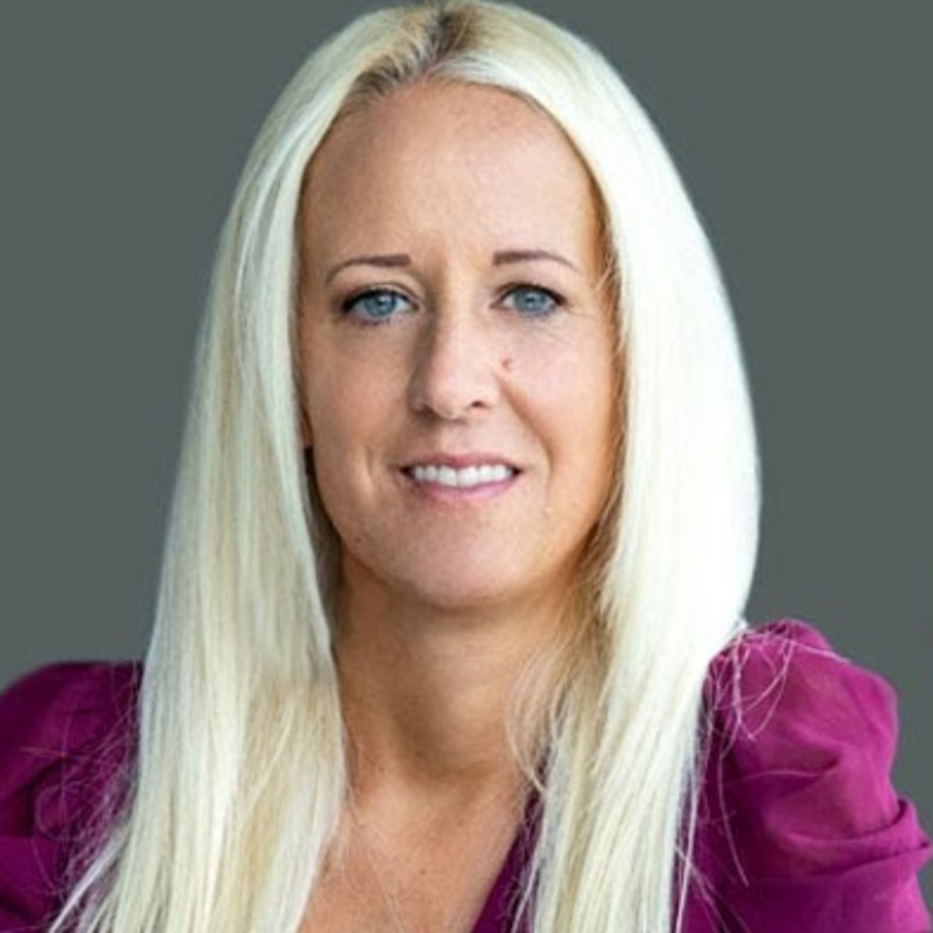 Ana Vezovišek: Svoje finančne prihodnosti ne prepuščajte naključju episode artwork