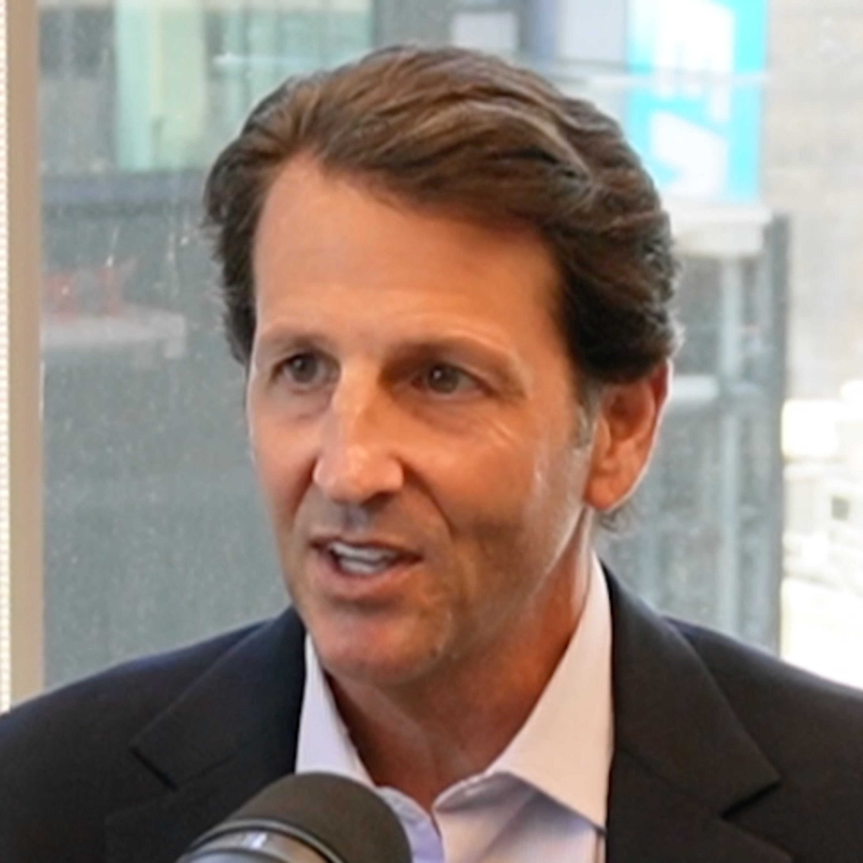 Episode 4: Matt speaks with Philip Ross, one of the most experienced and successful bankers in healthcare, about the M&A landscape and his decision to join Jefferies last year