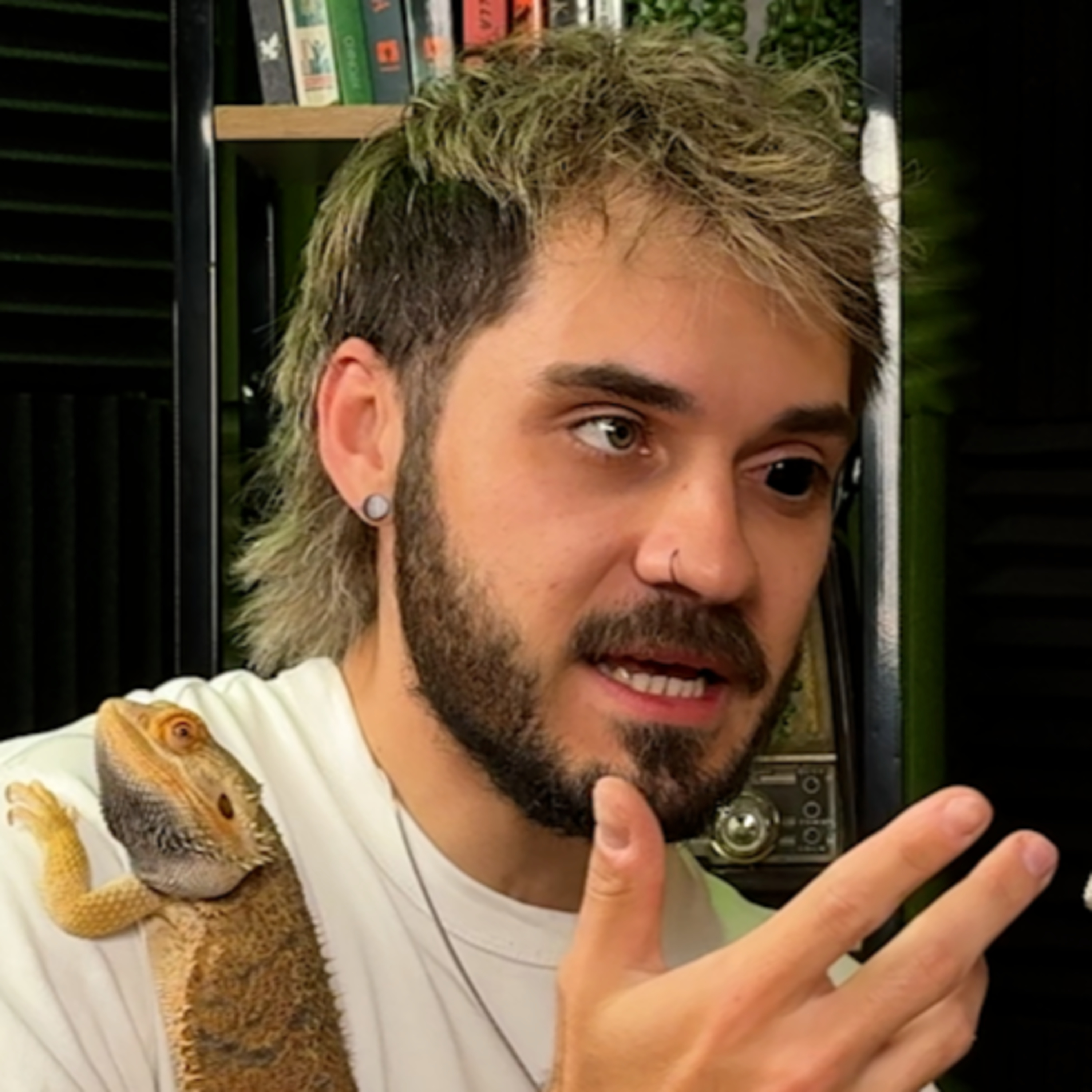 ΠΟΣΑ ΛΕΦΤΑ ΠΑΙΡΝΟΥΝ ΟΙ YOUTUBERS - AXEL E55 episode artwork