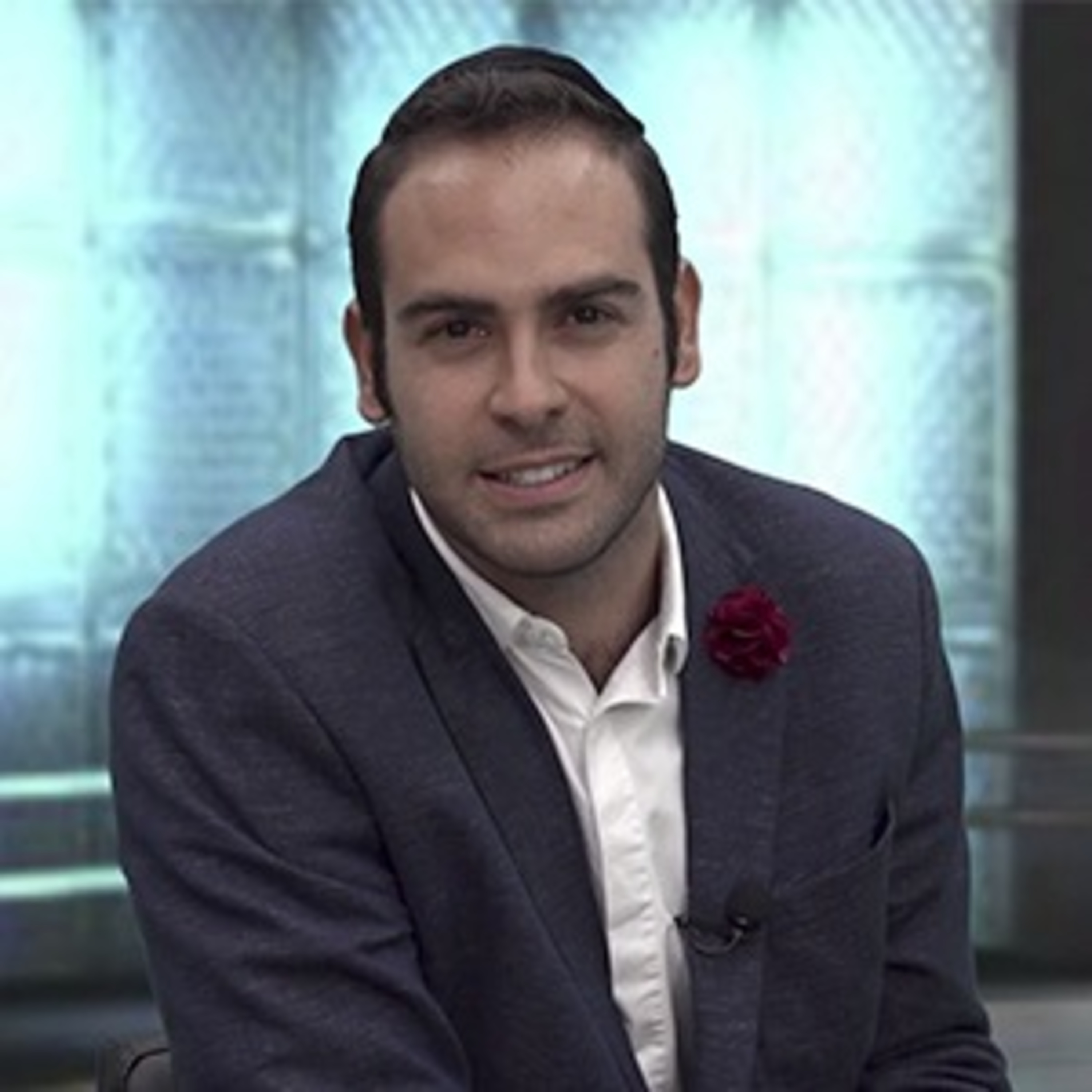 RAB RAUL ASKENAZI- PERASHA REE- ESTAR ALEGRES CON LO QUE TENEMOS