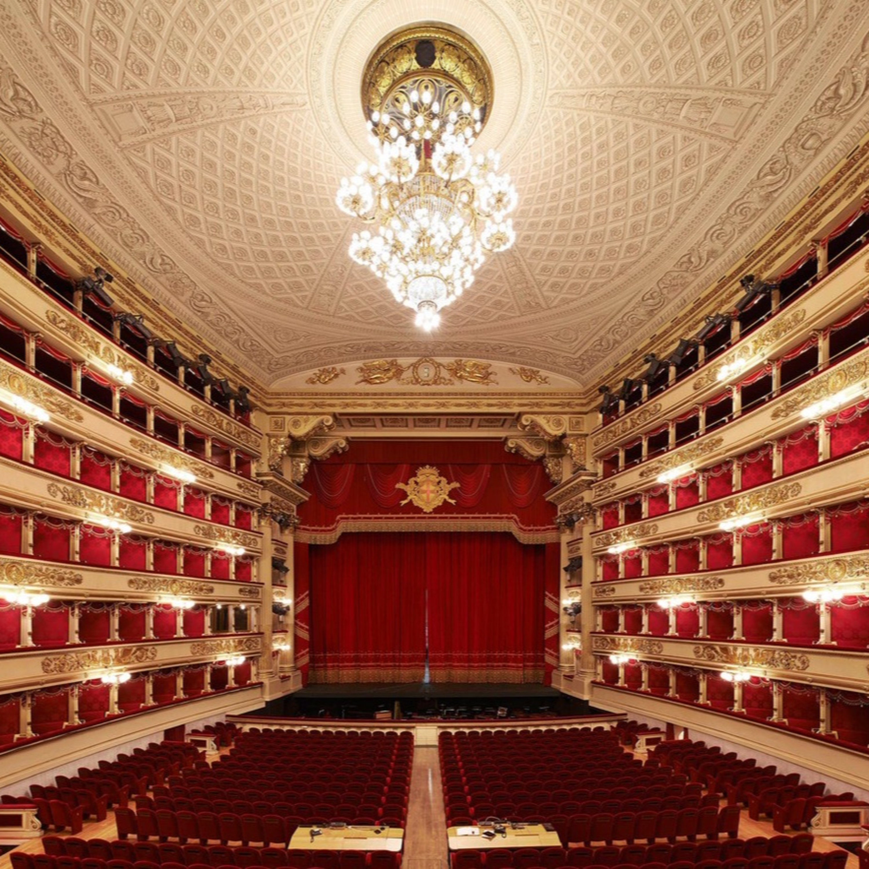 La Scala Theatre episode artwork