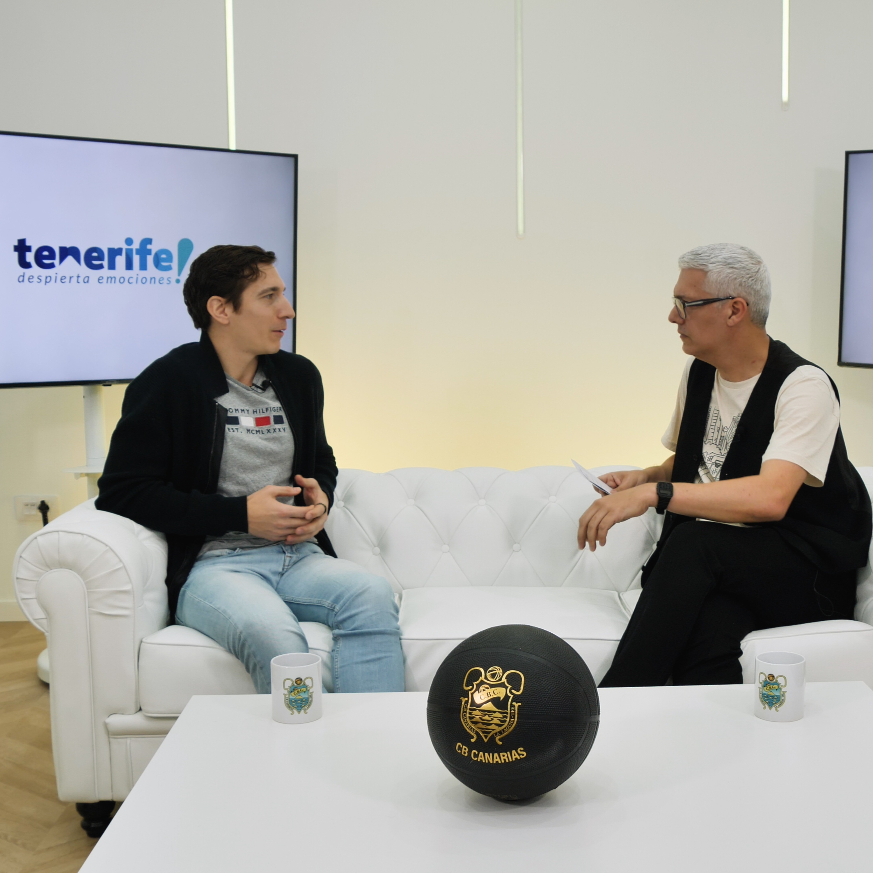 Balón al Aire (T1E4) Nico Richotti: "Ascender con el Canarias me quedó muy marcado" episode artwork