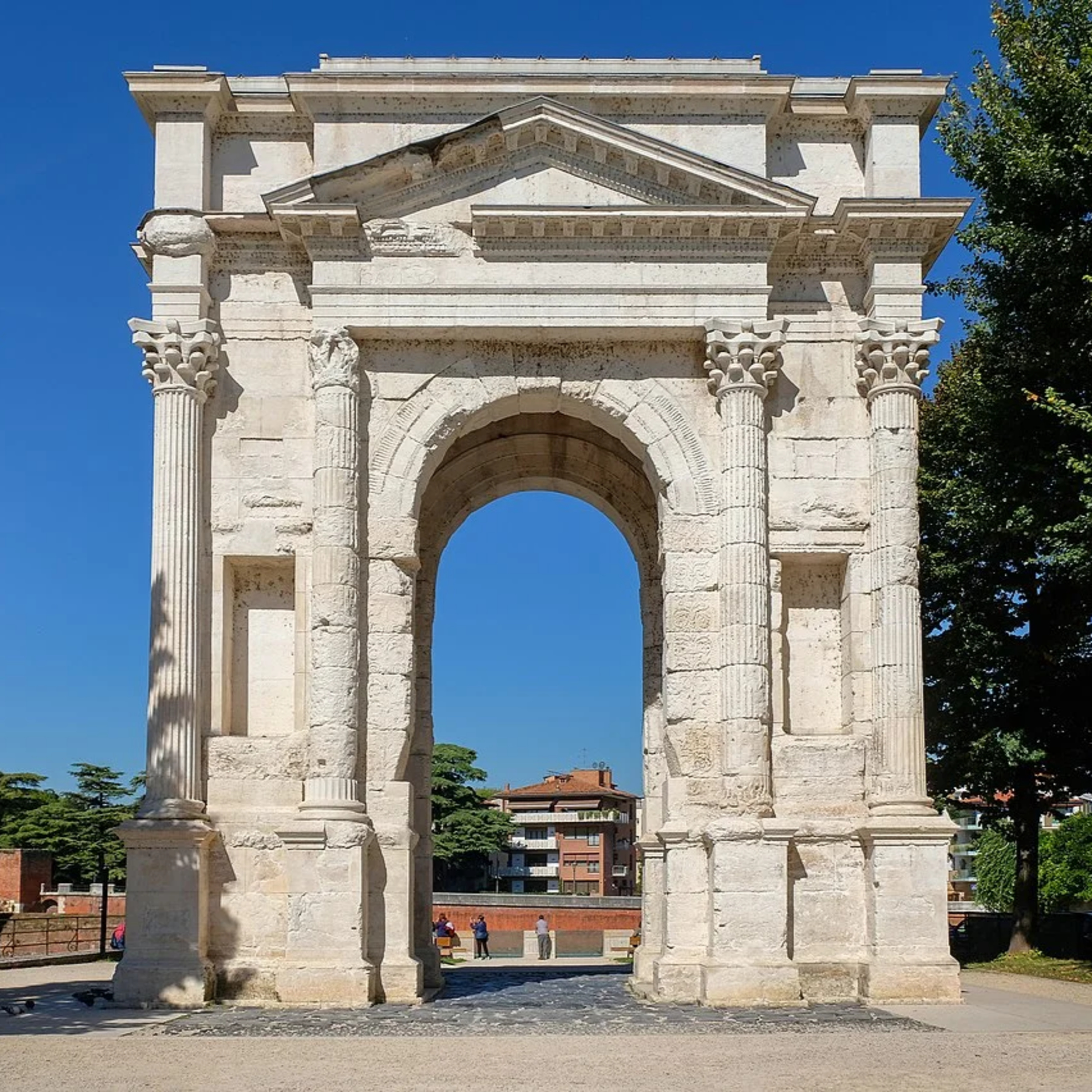 The Arco dei Gavi episode artwork