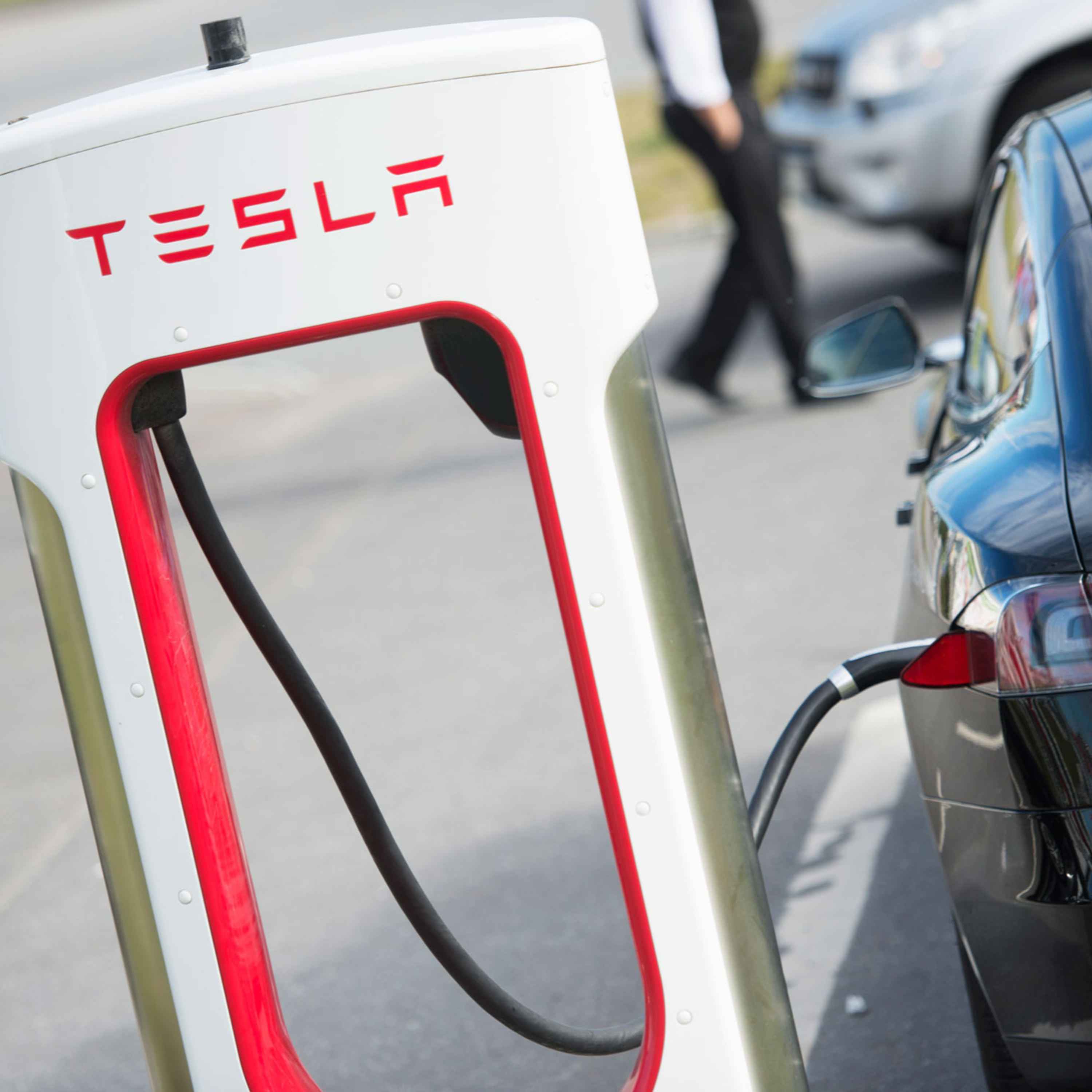Tesla vill vrida upp effekten i Umeå – stoppas av lokala elnätsbolaget episode artwork