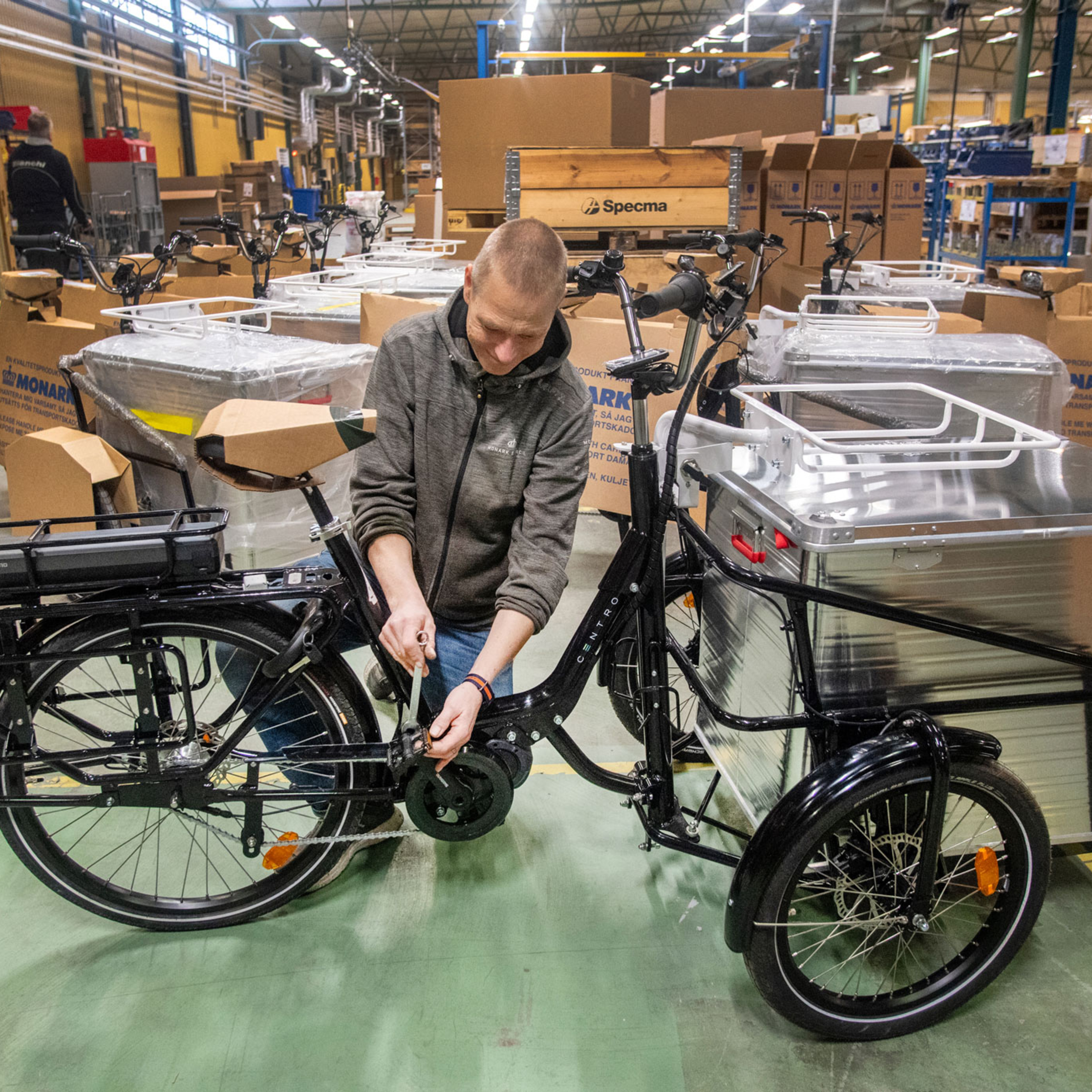 500 soldatcyklar per år räddar Monarks cykelfabrik i Vansbro episode artwork