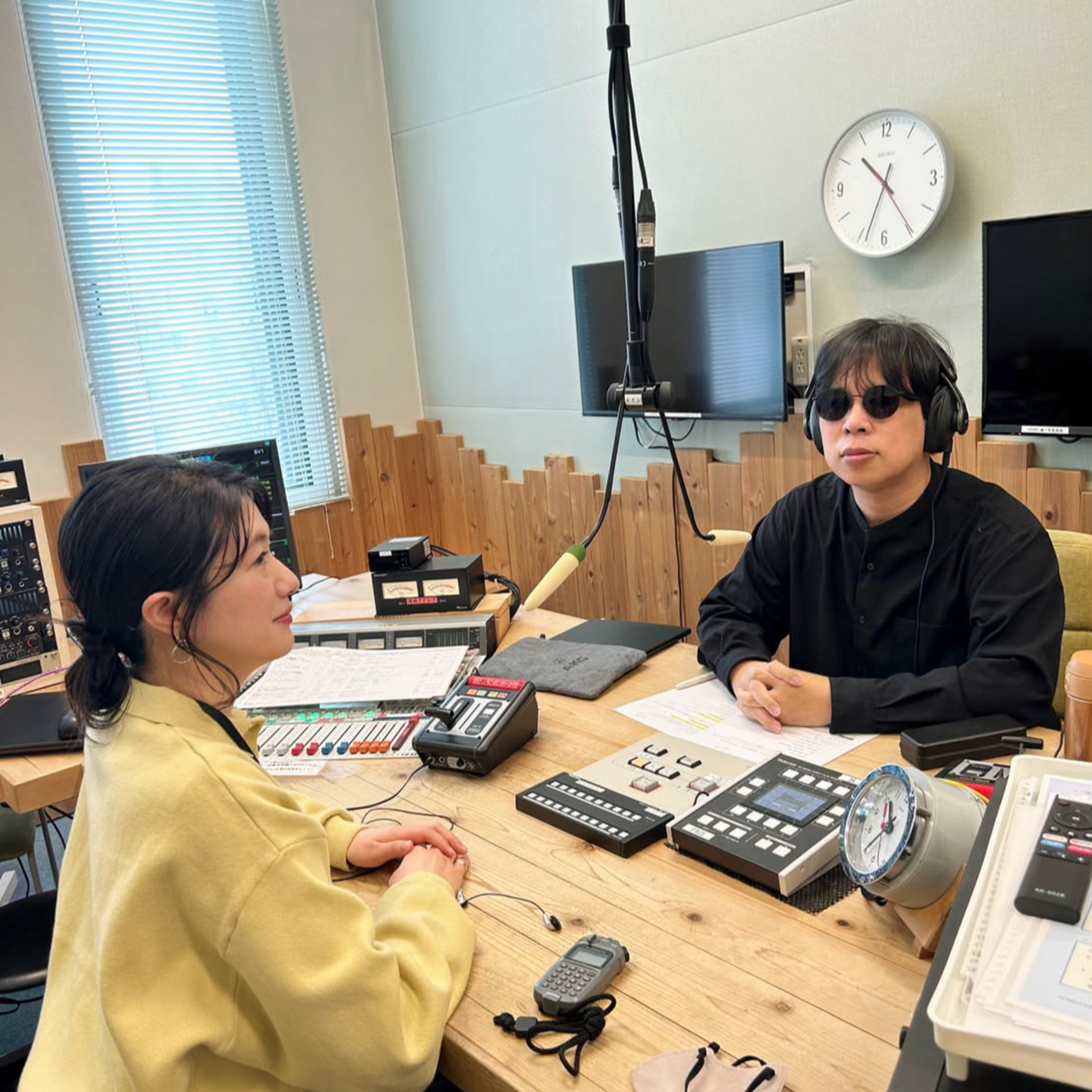 第４８回　細かいキャラ設定に余念がない鼻毛の森さん。濃度の深い丸サングラスを再登板させたハルノヒ。 episode artwork