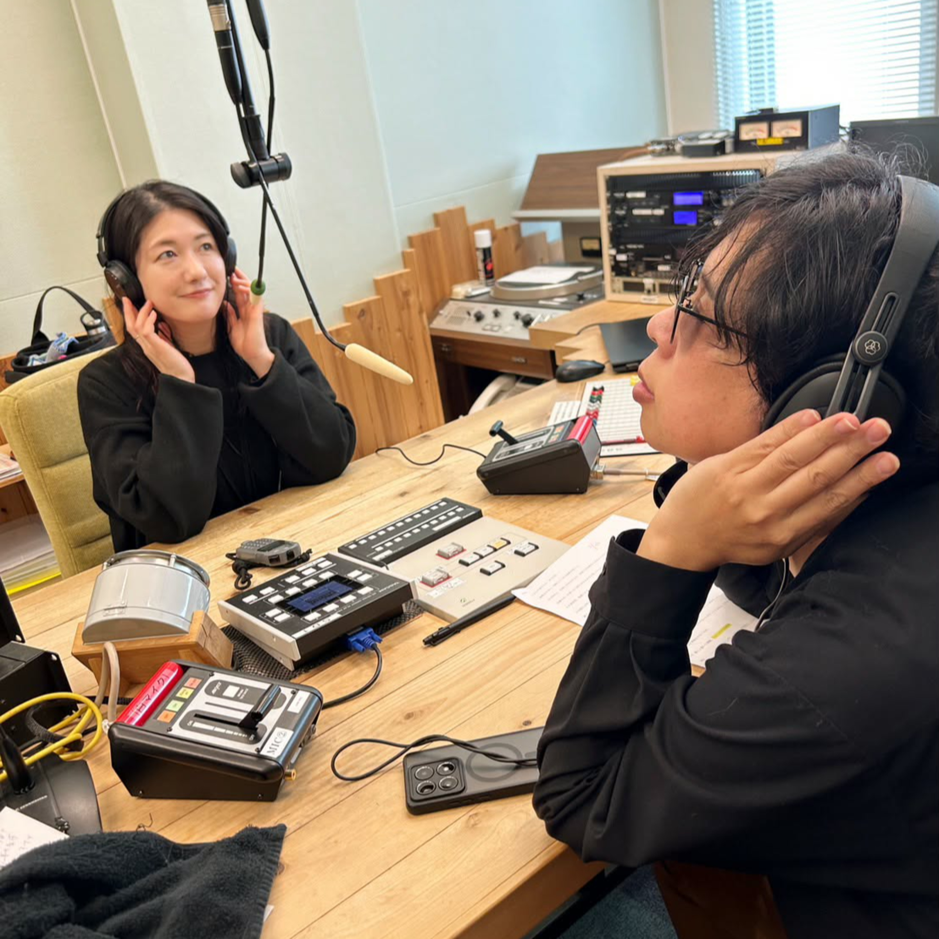 第５０回 記念すべき５０回アニバーサリーを迎えました！今回は、業界あるある「なんかおもしろいことやりましょうよ！」という問い。果たして「おもしろいこととは！？」 episode artwork